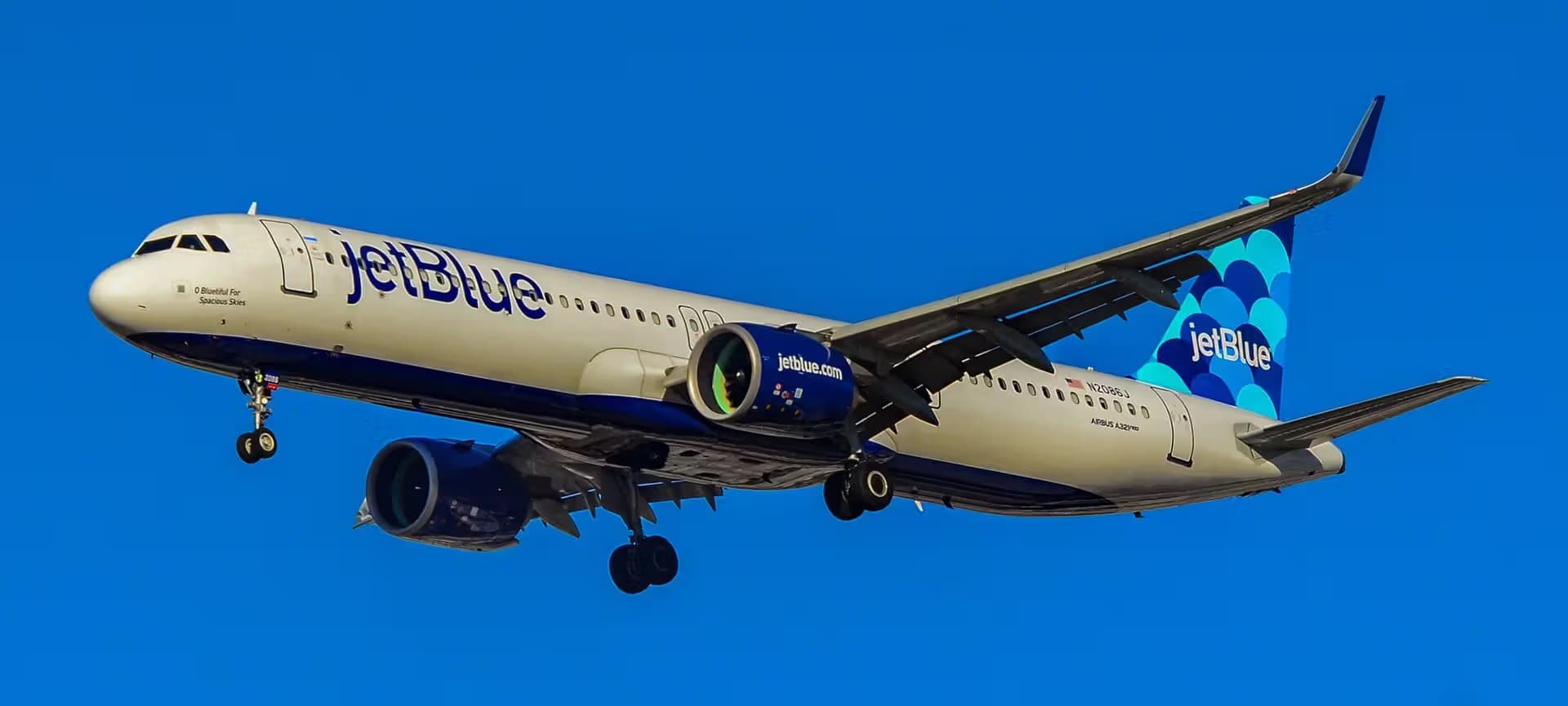 N2086J — Airbus