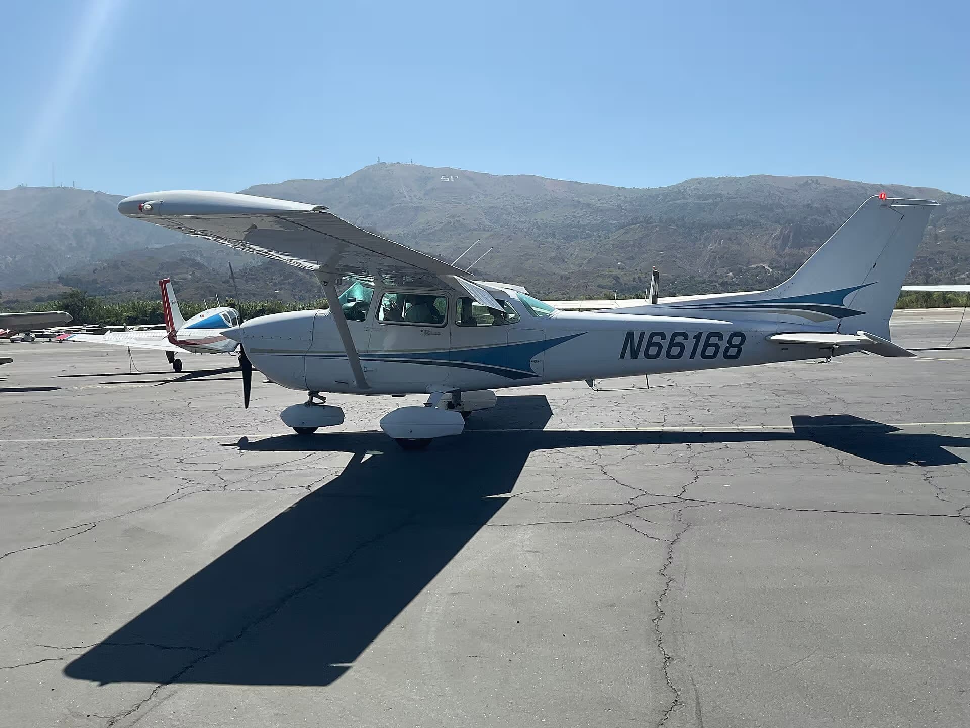 N66168 — Single-engine aircraft