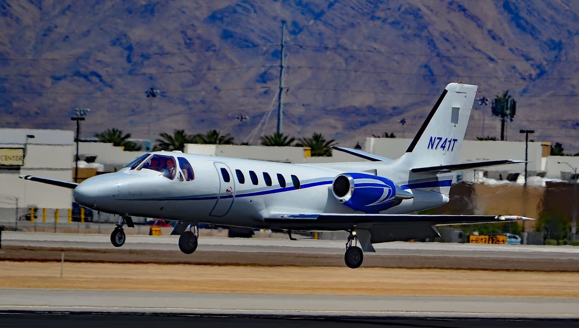 N741T — Business jet