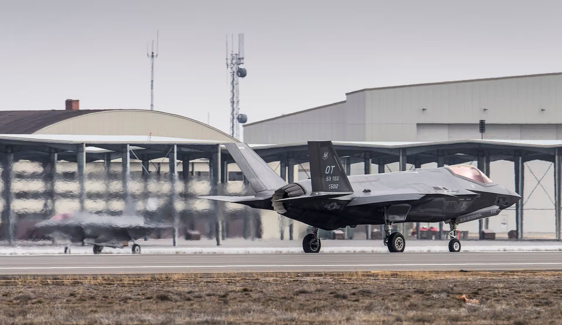 Unidentified — Lockheed