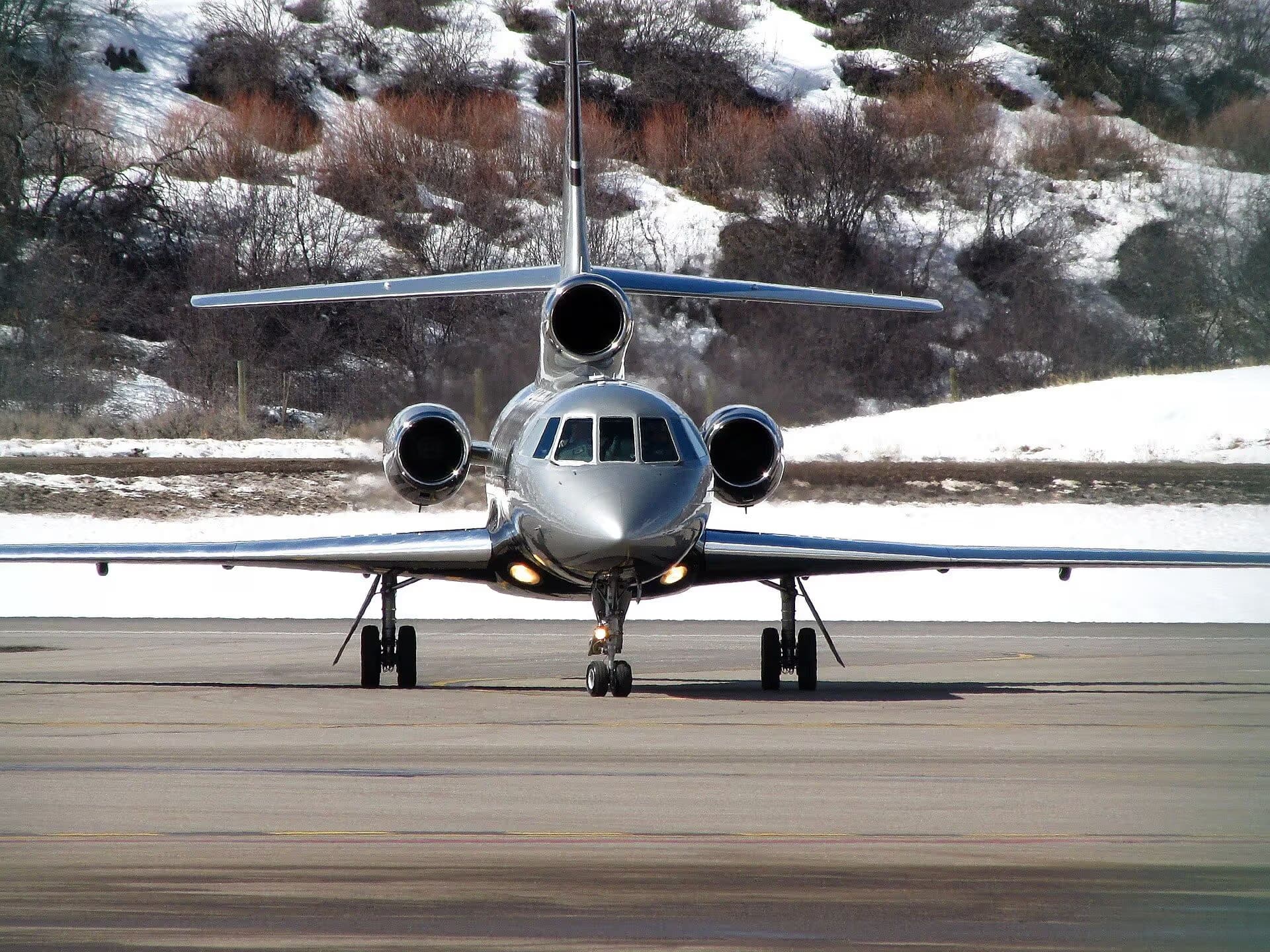 N5107 — Business jet