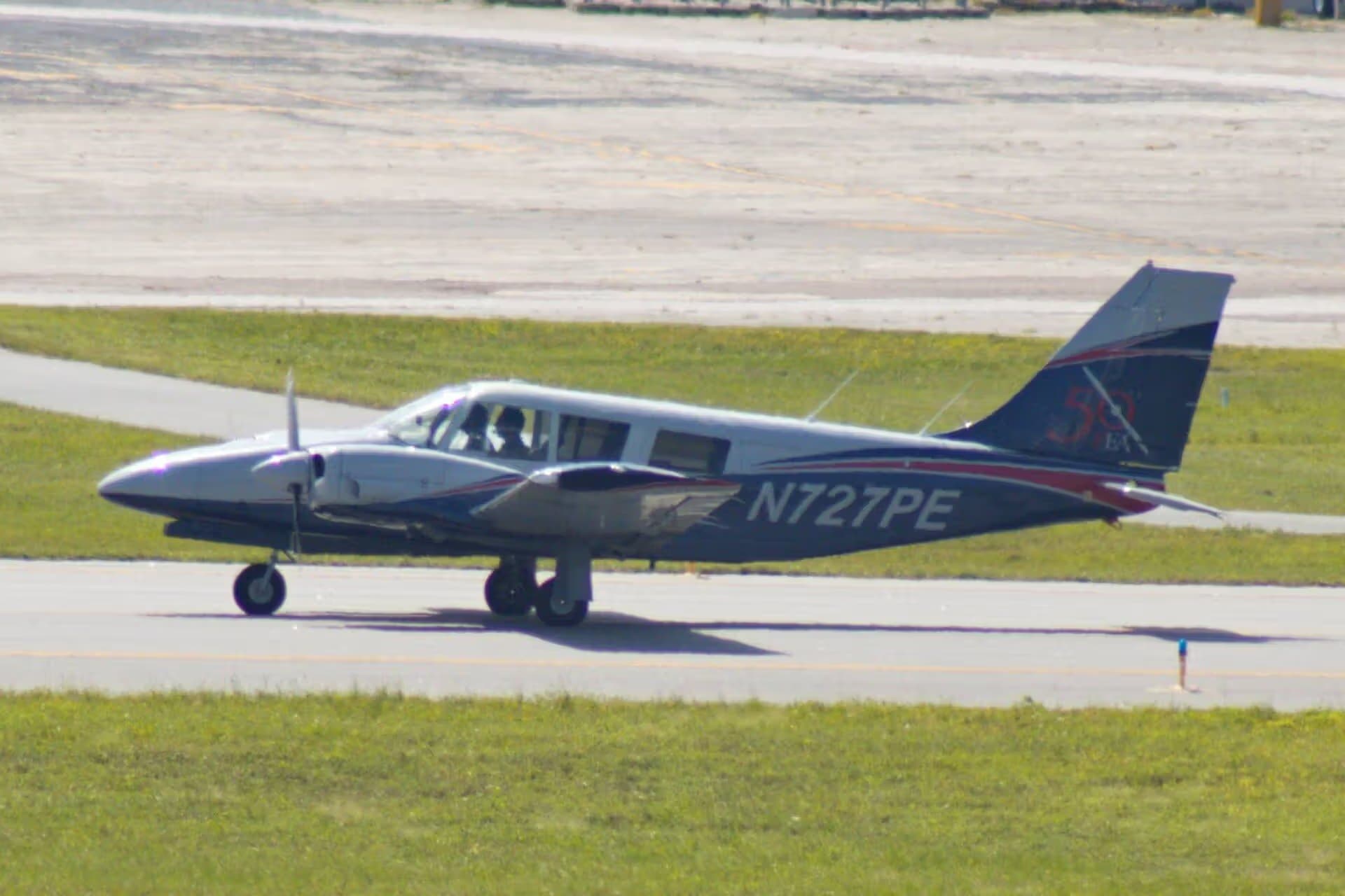N727PE — Twin-engine aircraft