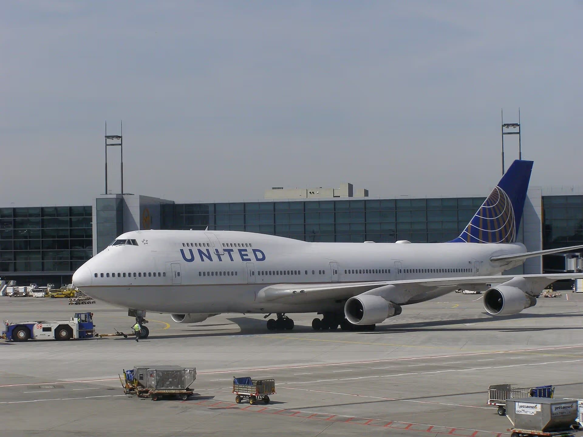 N199UA — Boeing