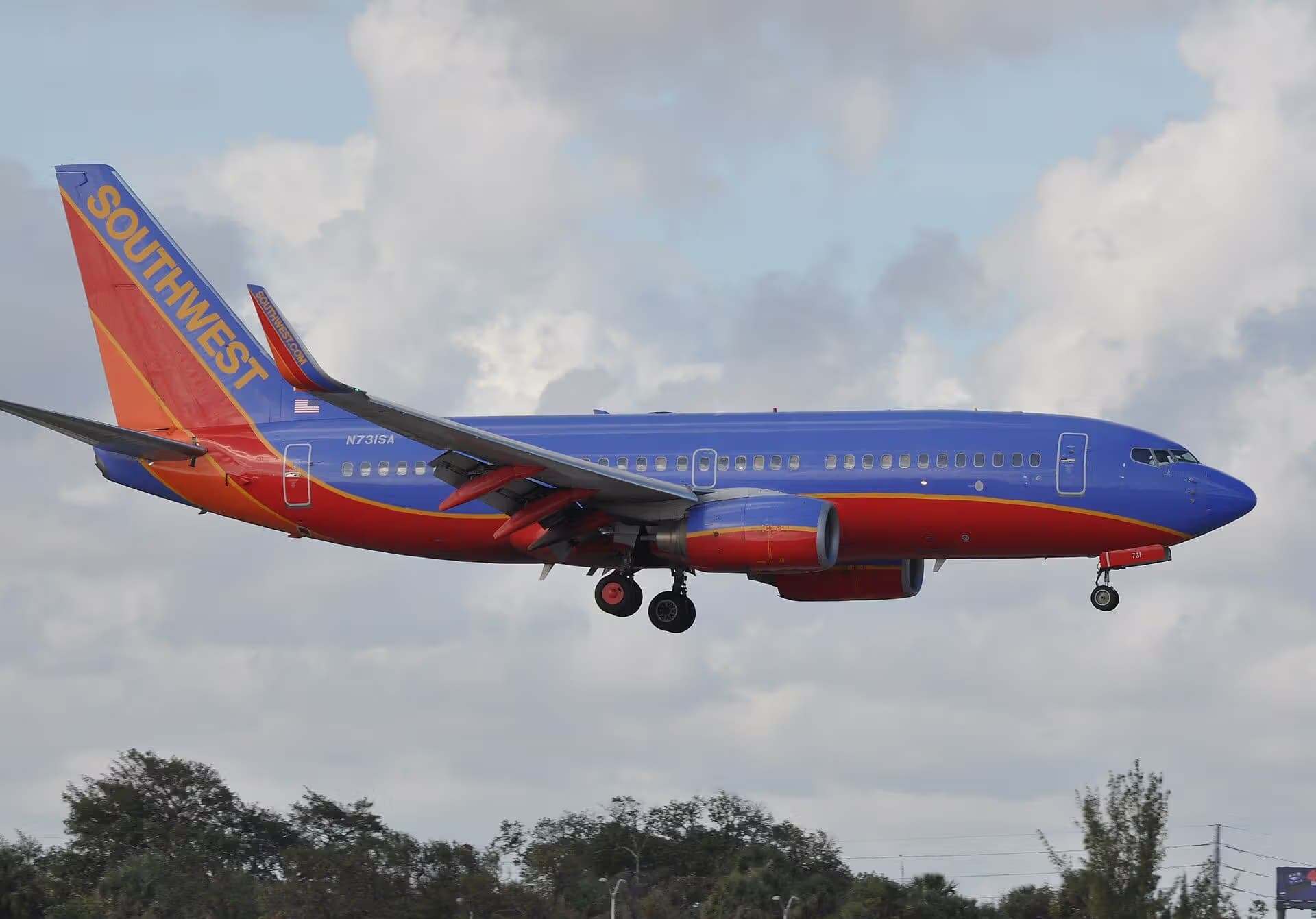 N731SA — Twin-engine aircraft