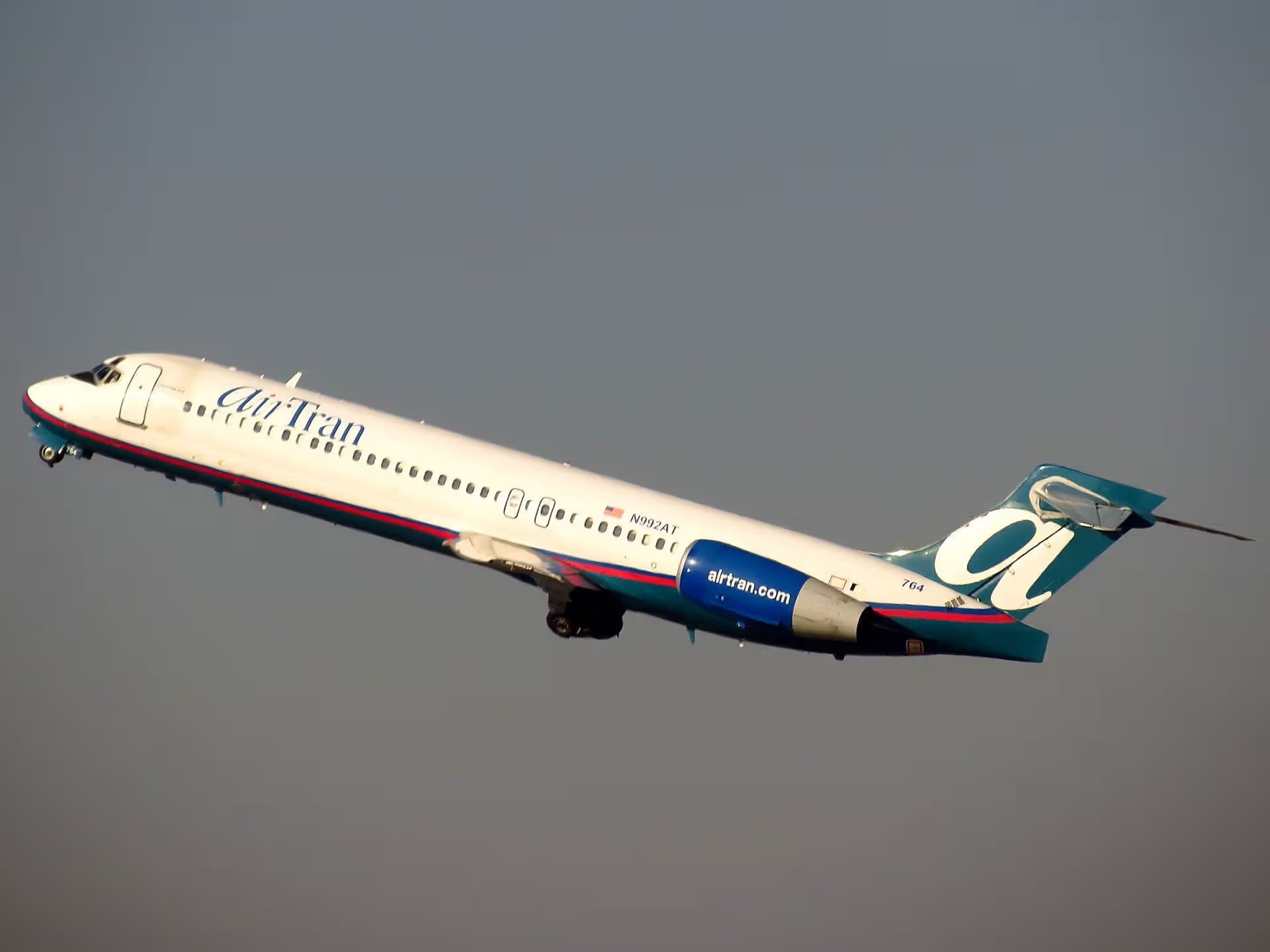 N992AT — Boeing