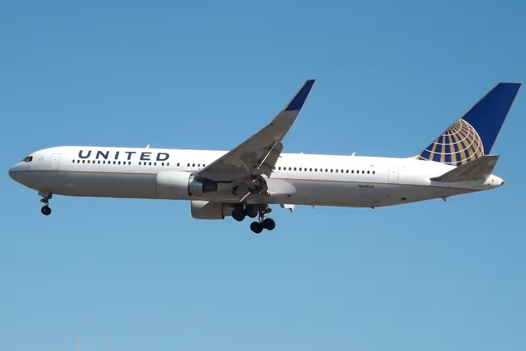 N668UA — Boeing