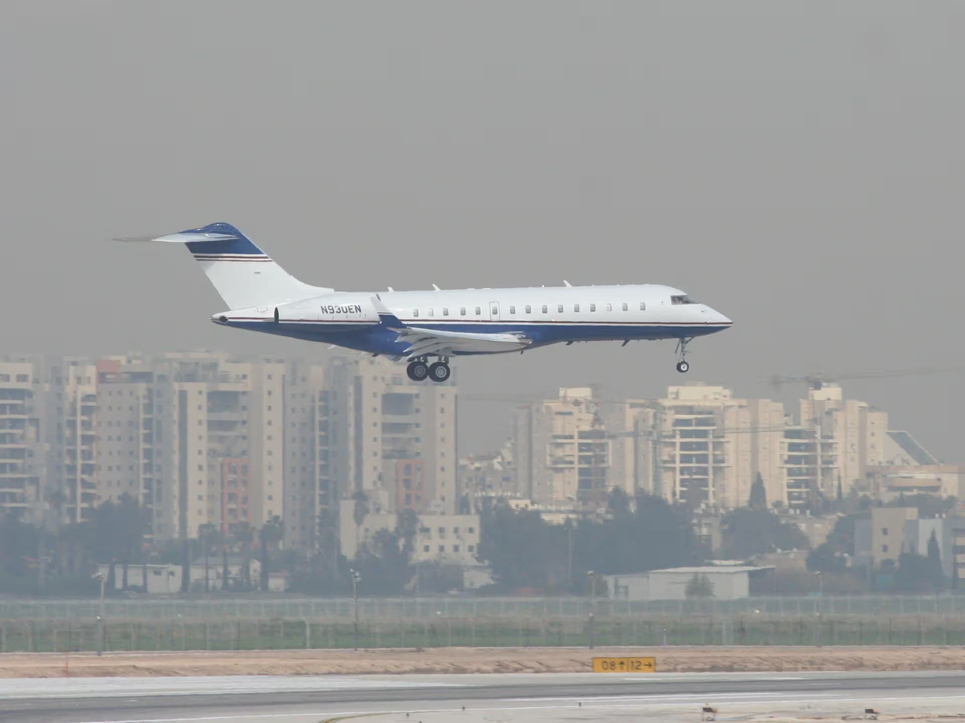 N930EN — Business jet