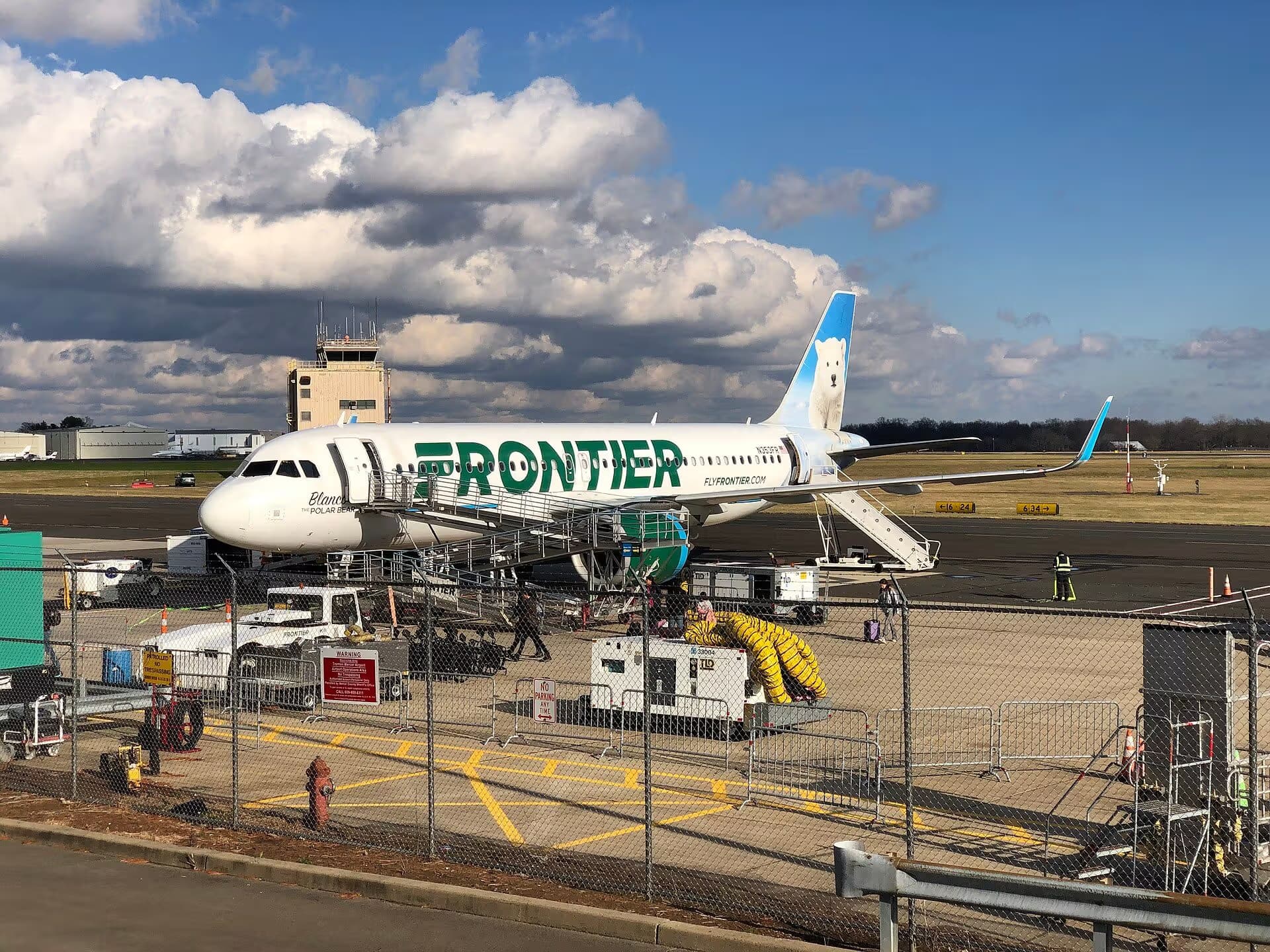 N359FR — Airbus at Trenton Mercer Airport