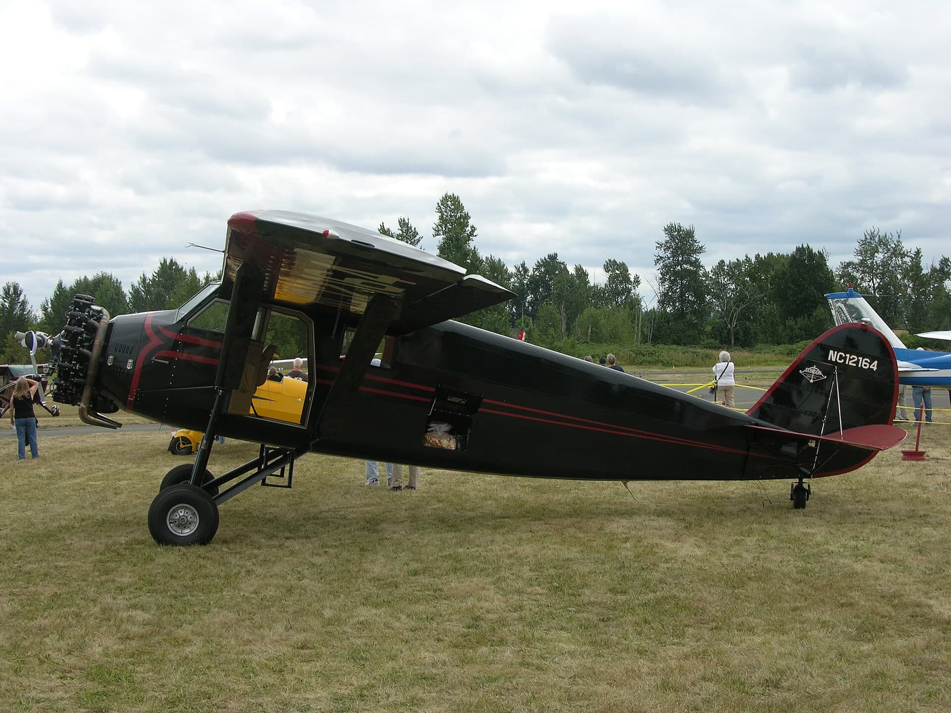N12164 — Single-engine aircraft