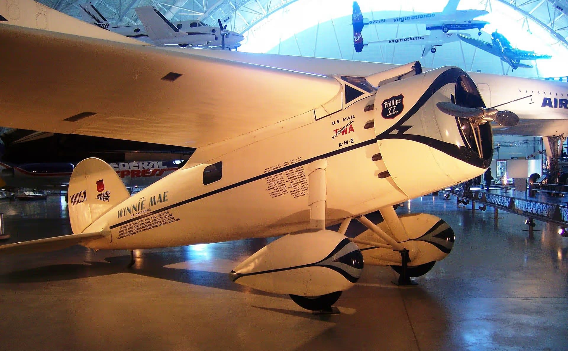 Unidentified — Lockheed