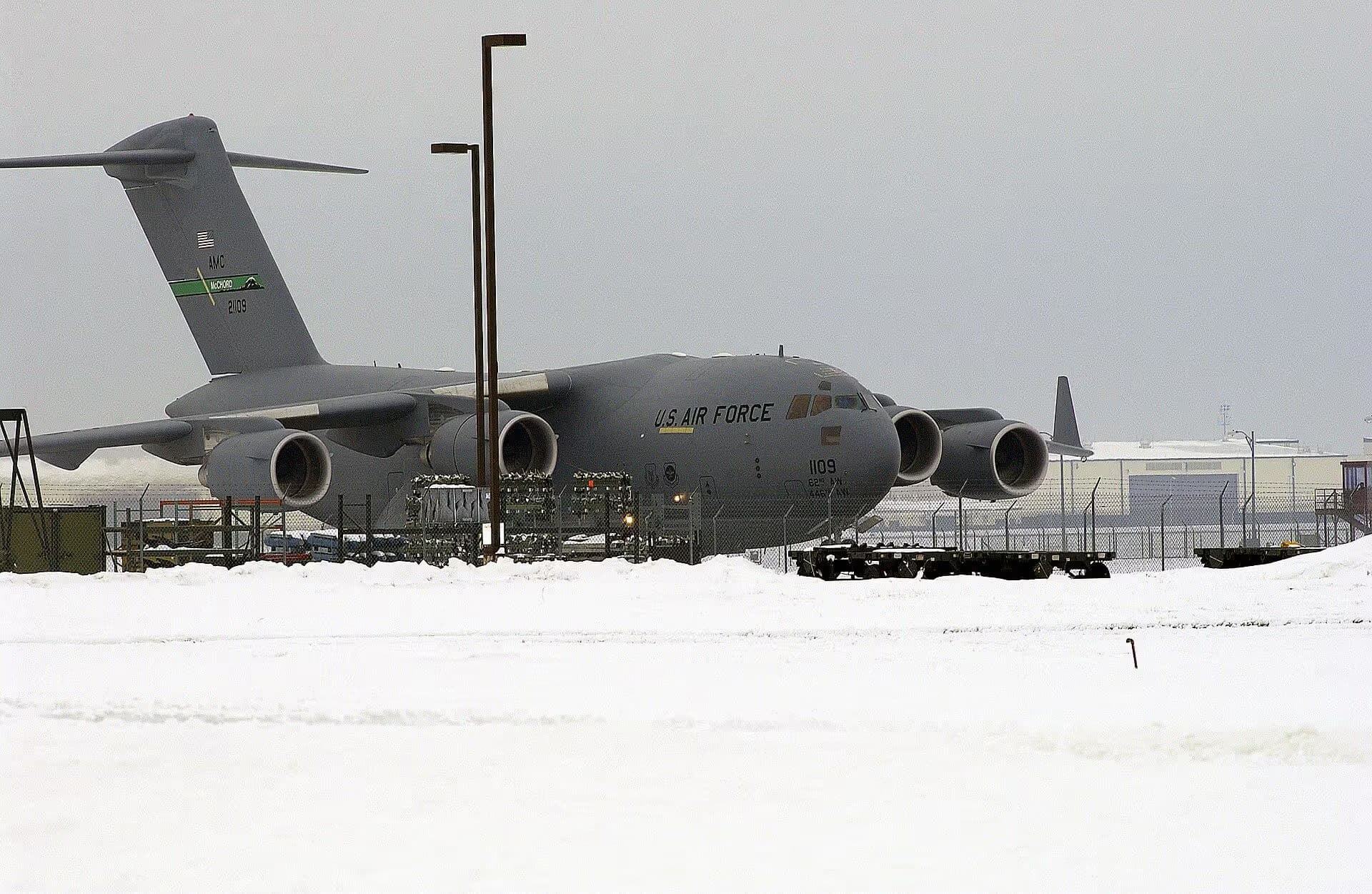 Unidentified — Aircraft at Whiteman Air Force Base