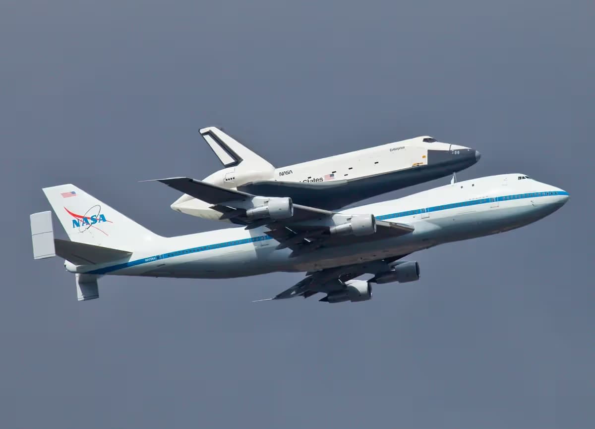 Unidentified — Boeing