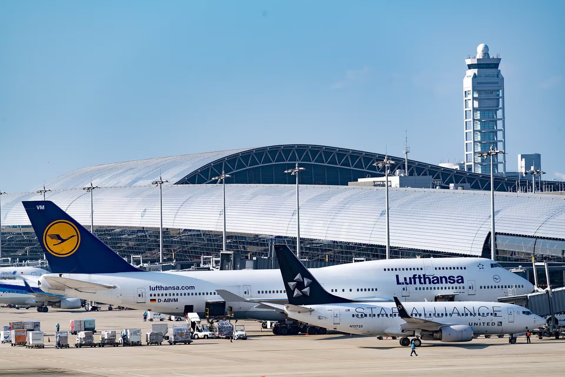 N13720 — Aircraft