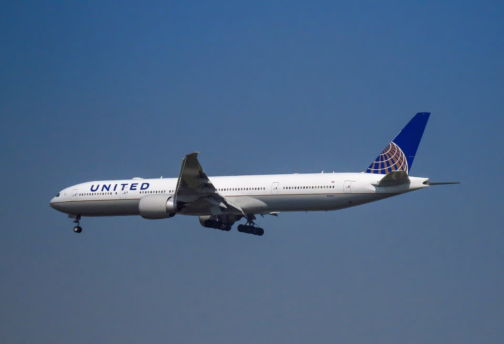N2140U — Boeing