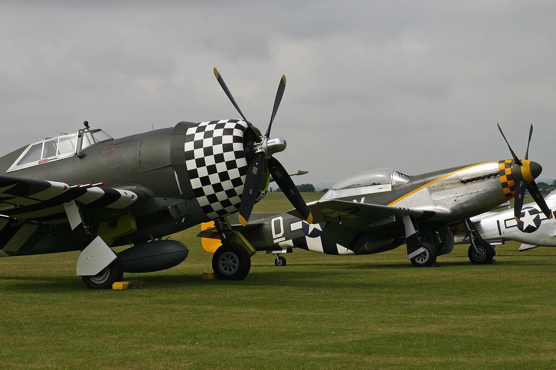 N251RJ — Warbird
