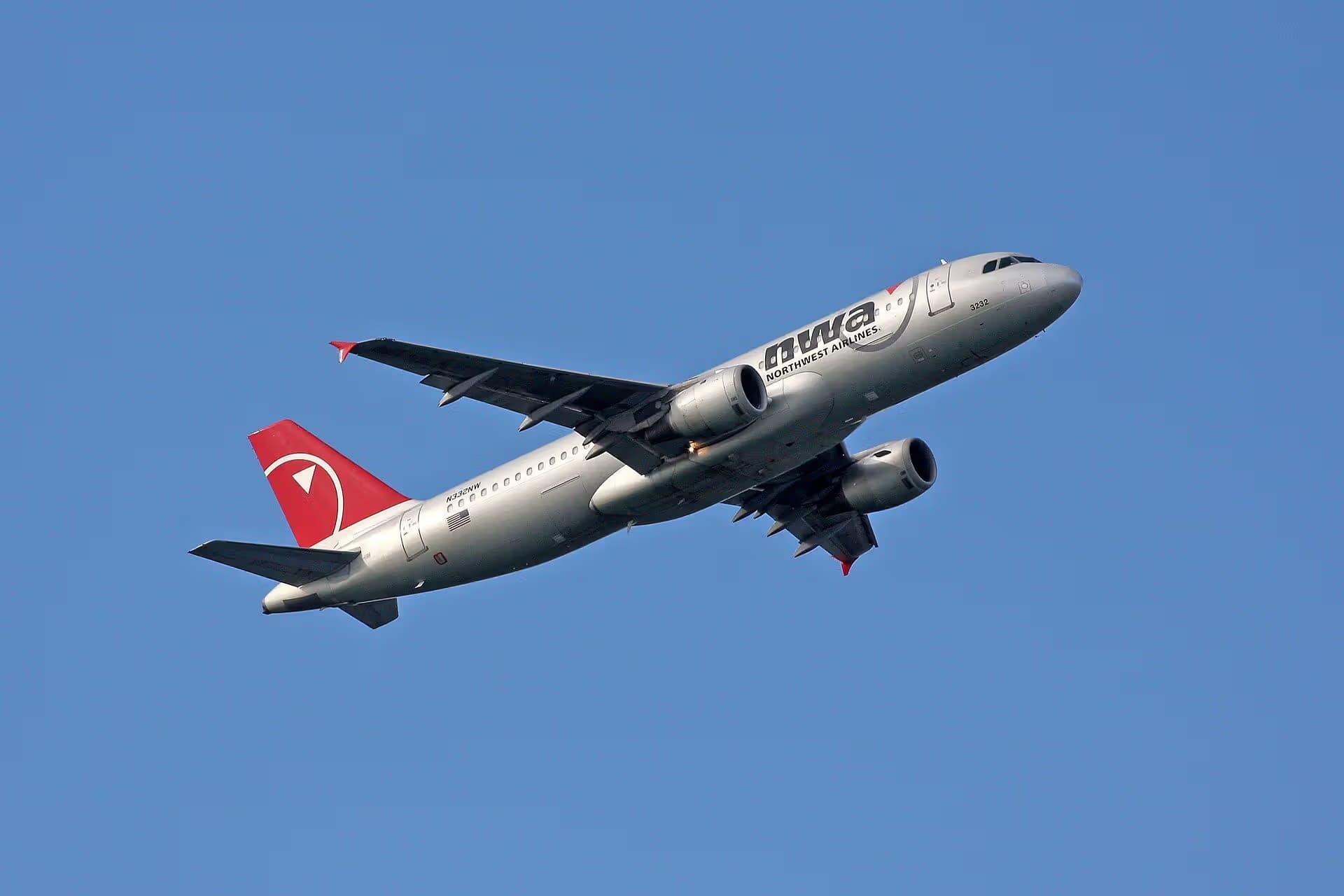 N332NW — Airbus