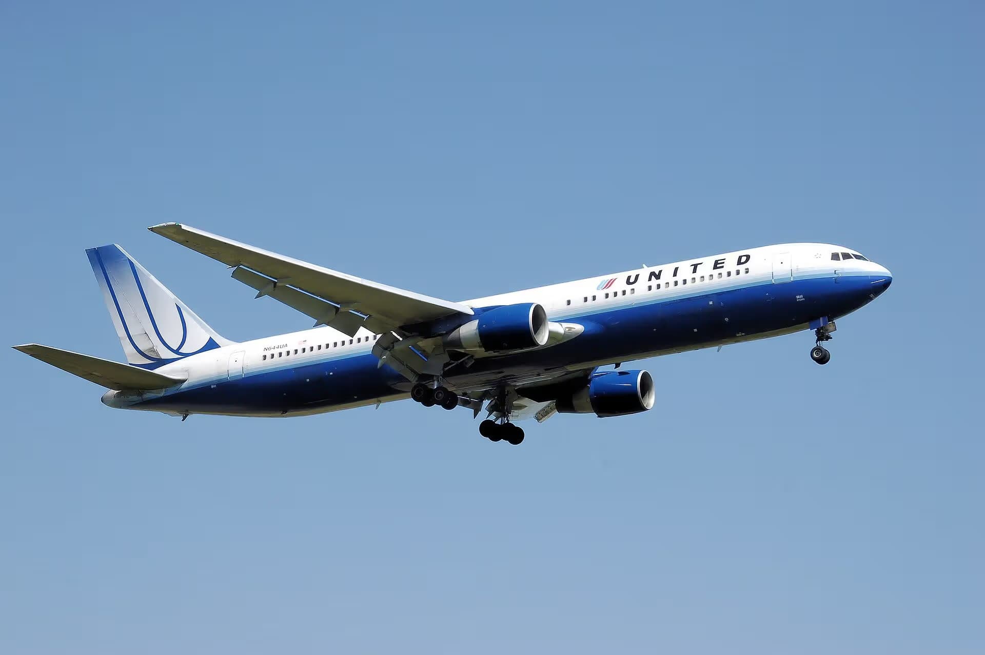 N644UA — Boeing