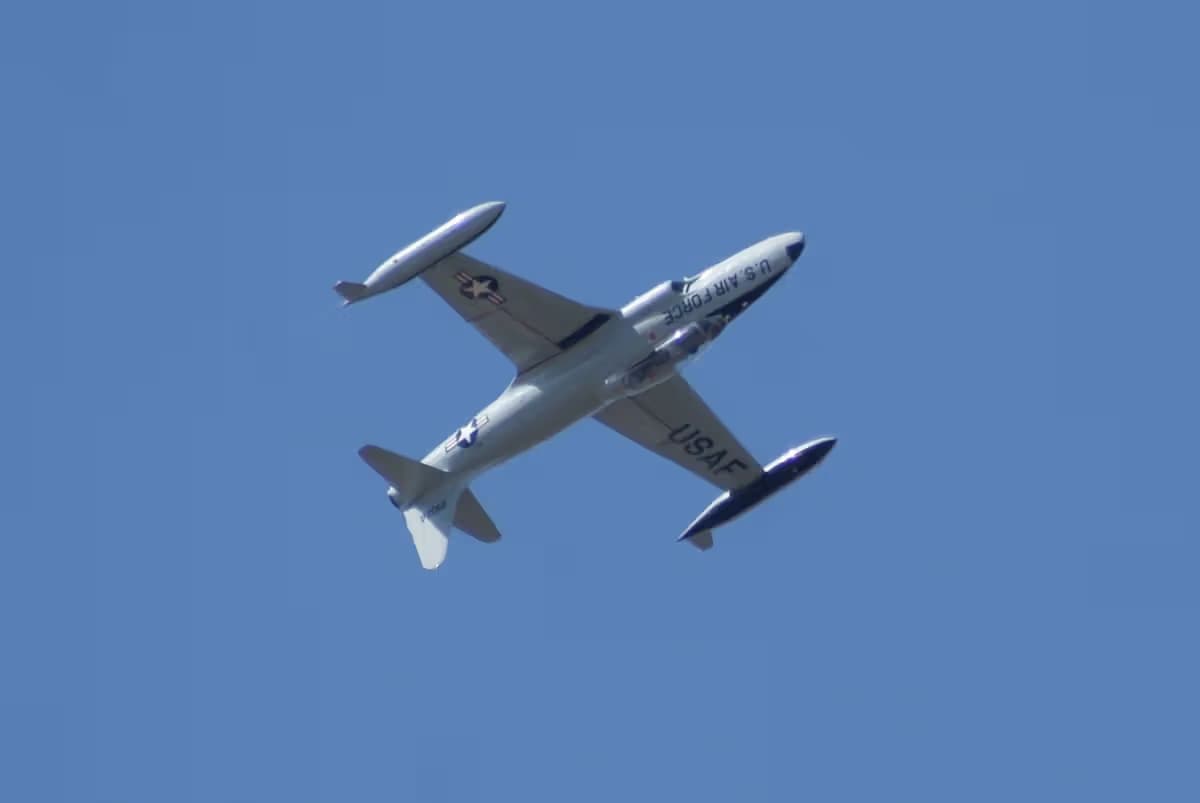 Unidentified — Lockheed