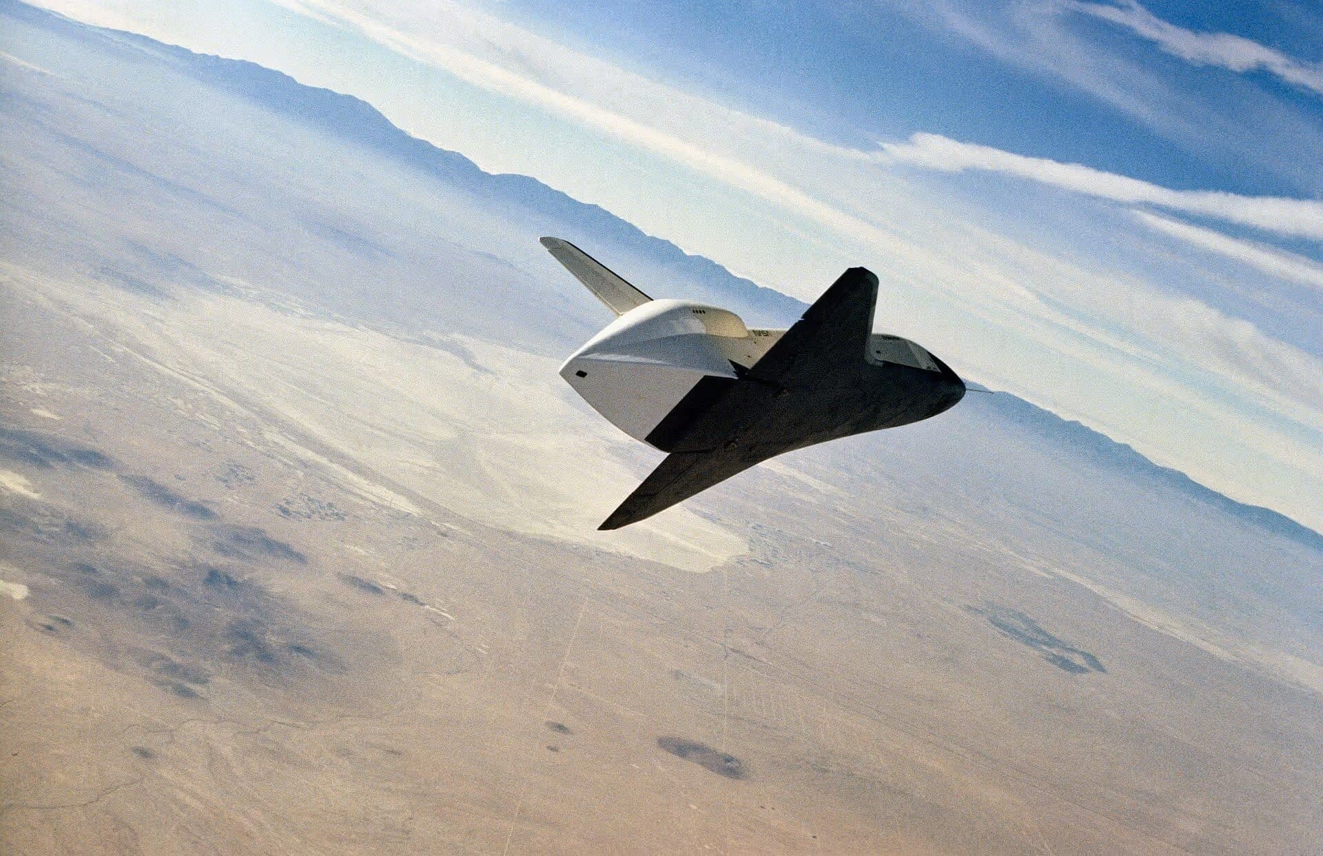 Unidentified — Aircraft