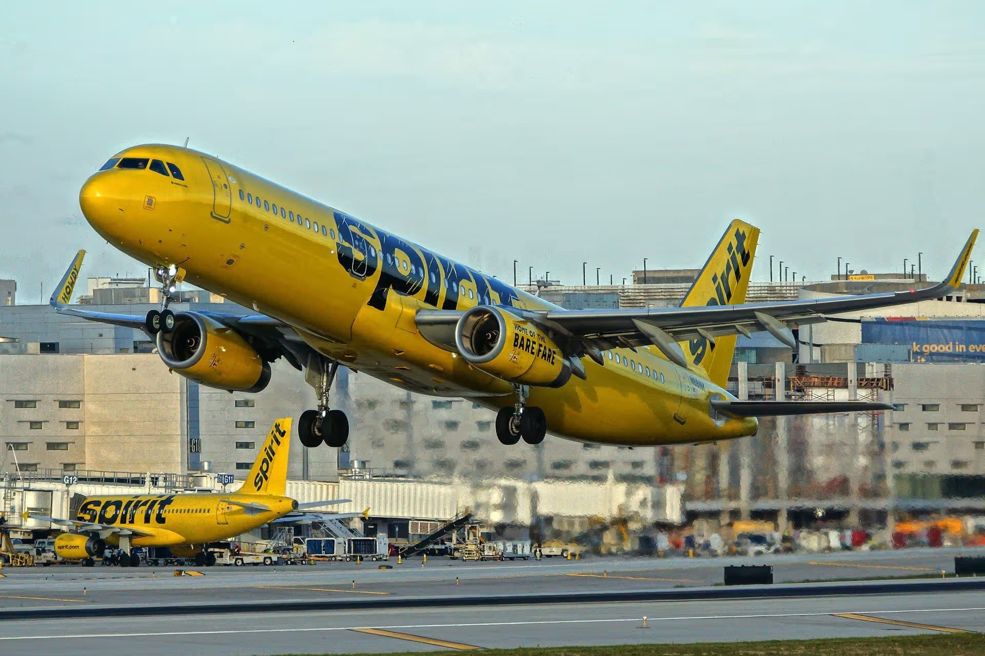 N681NK — Twin-engine aircraft
