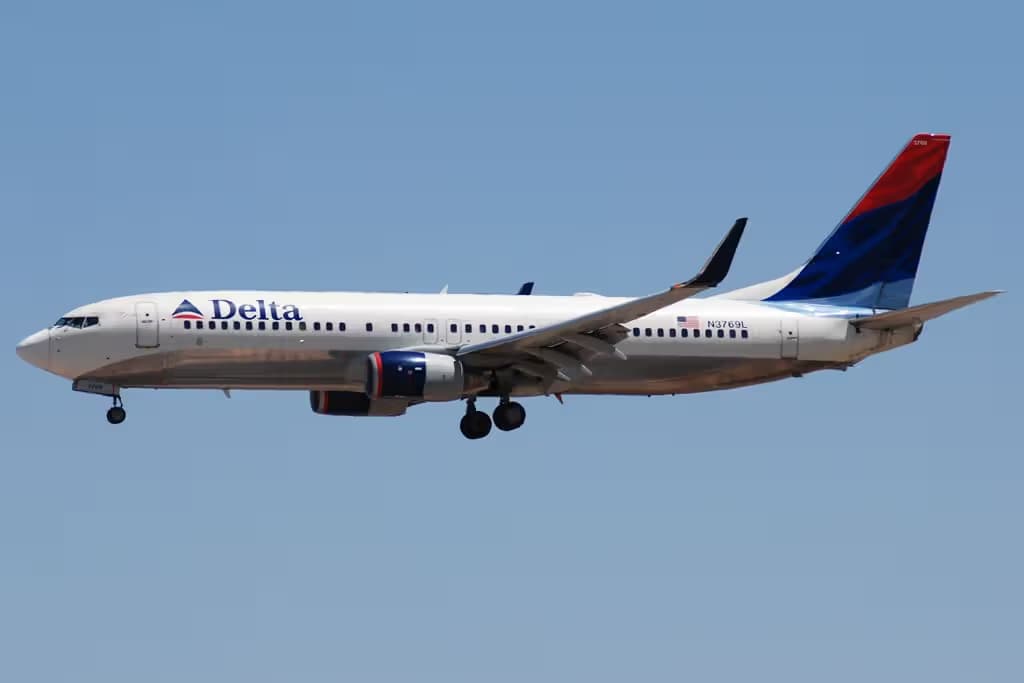 N3769L — Boeing
