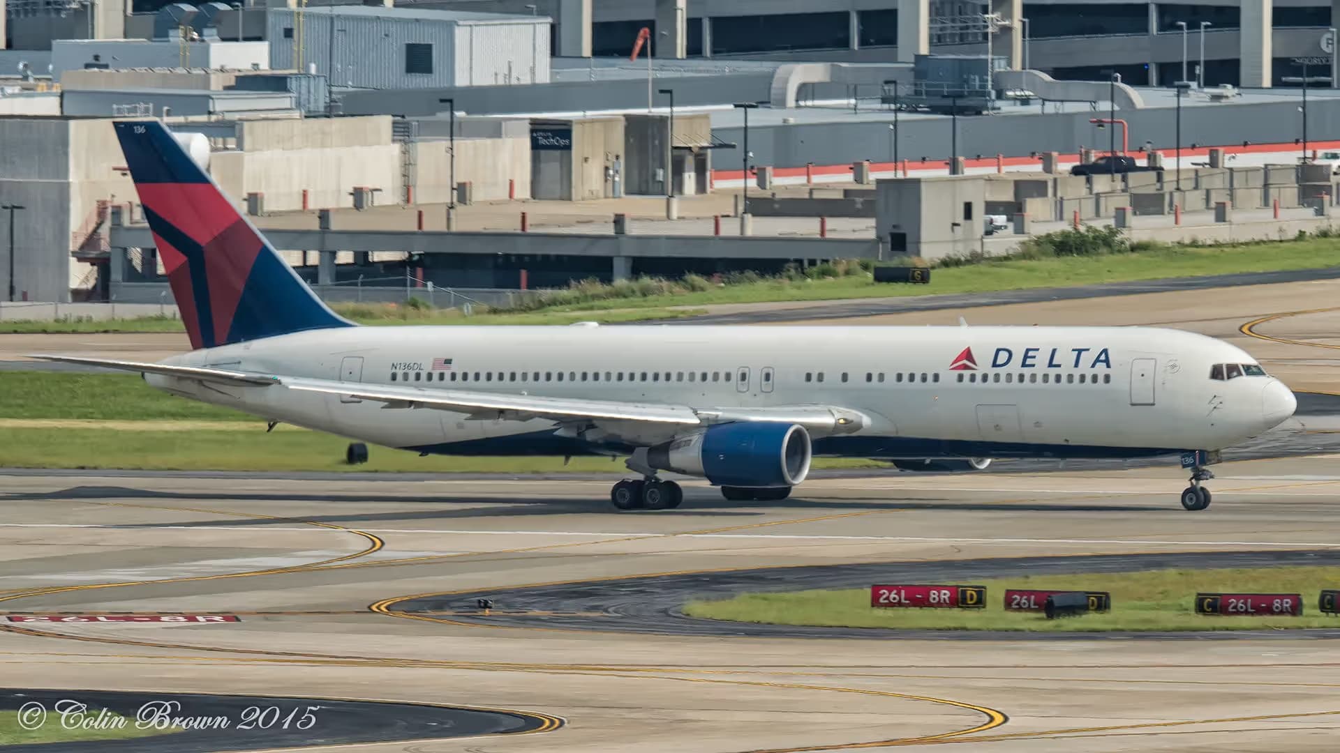 N136DL — Boeing