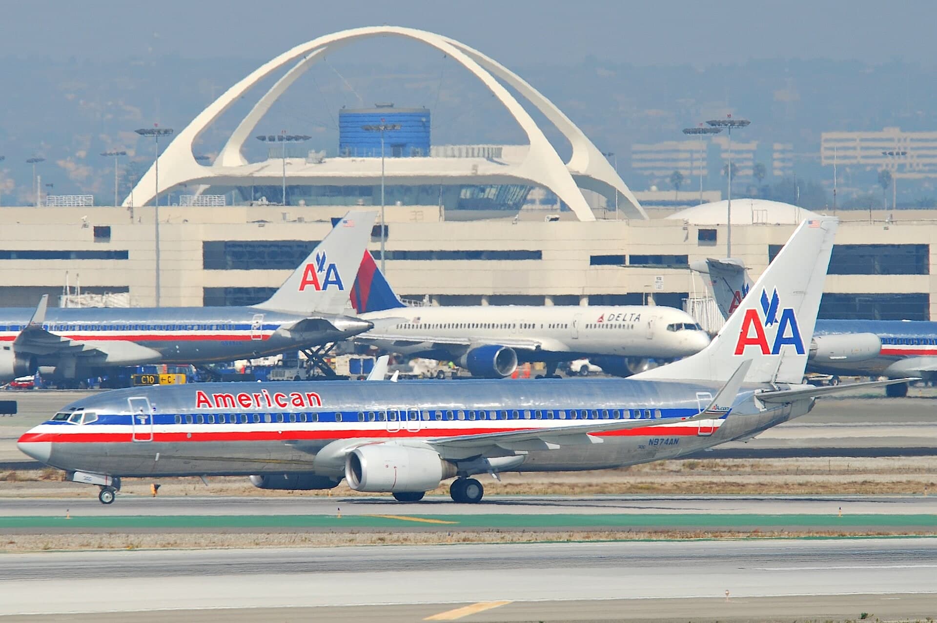 N974AN — Twin-engine aircraft