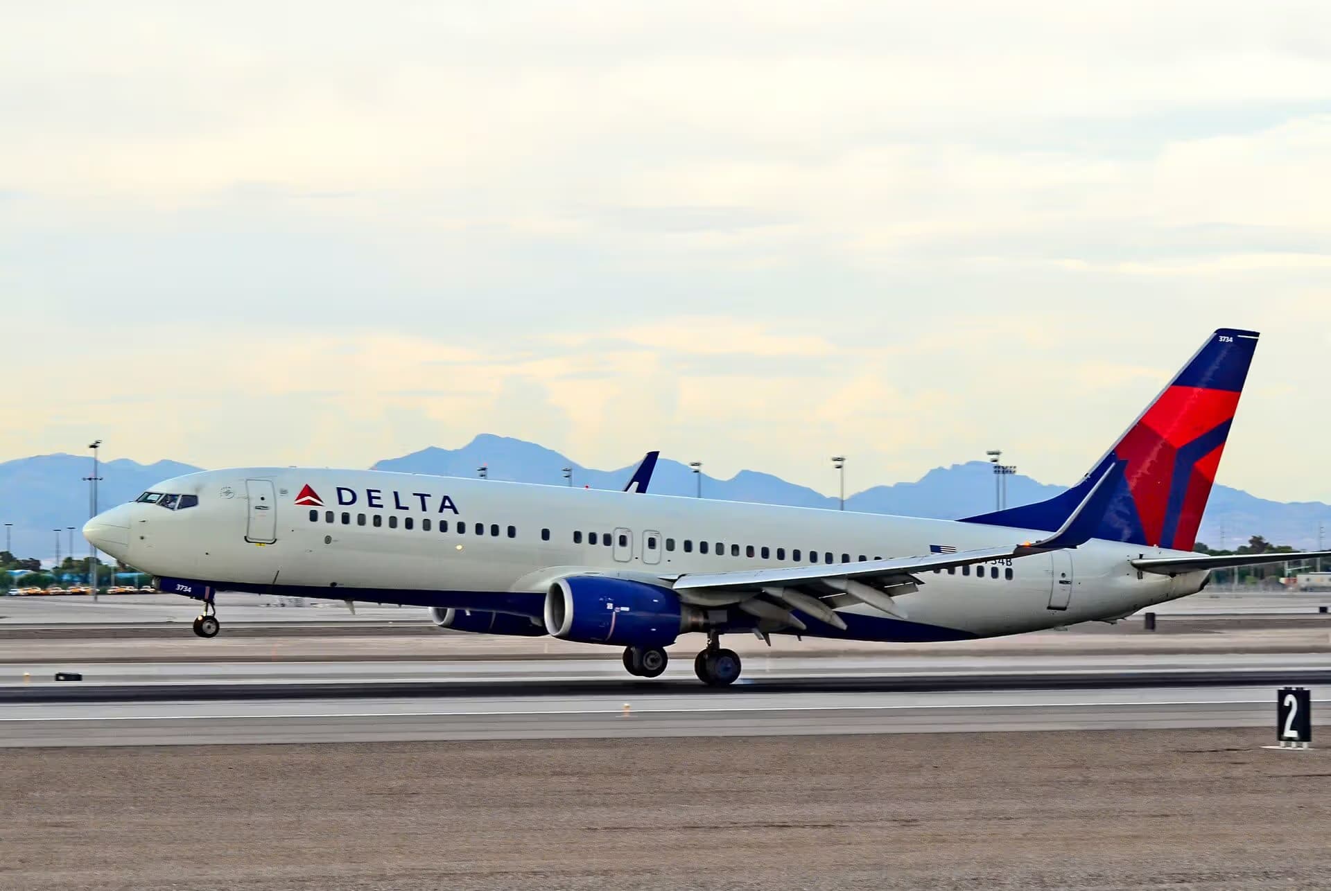 N3734B — Boeing