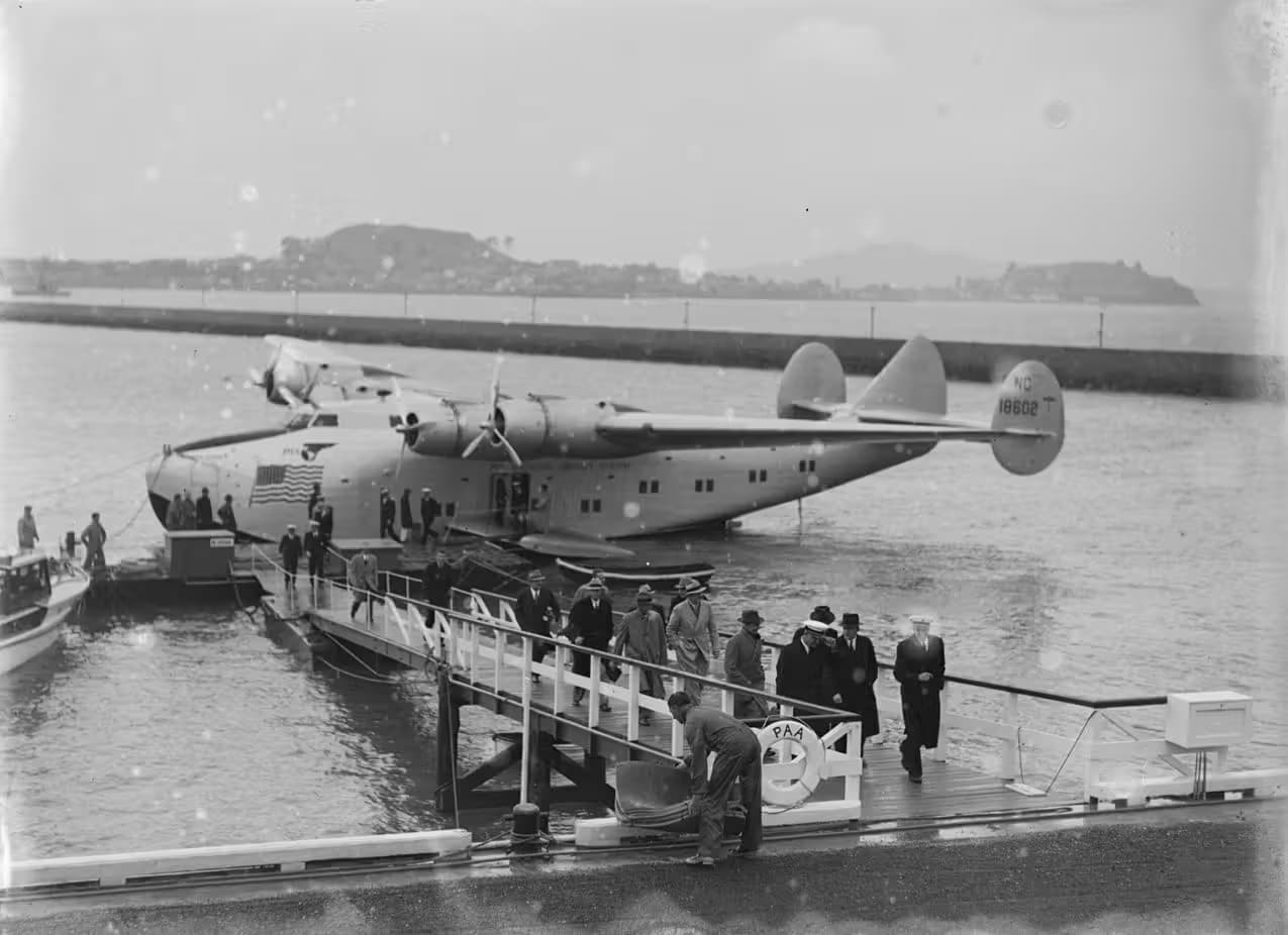 Unidentified — Aircraft