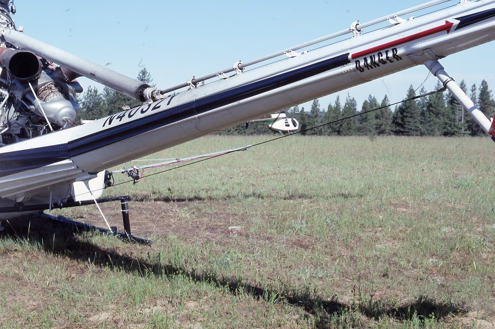N4032Y — Helicopter