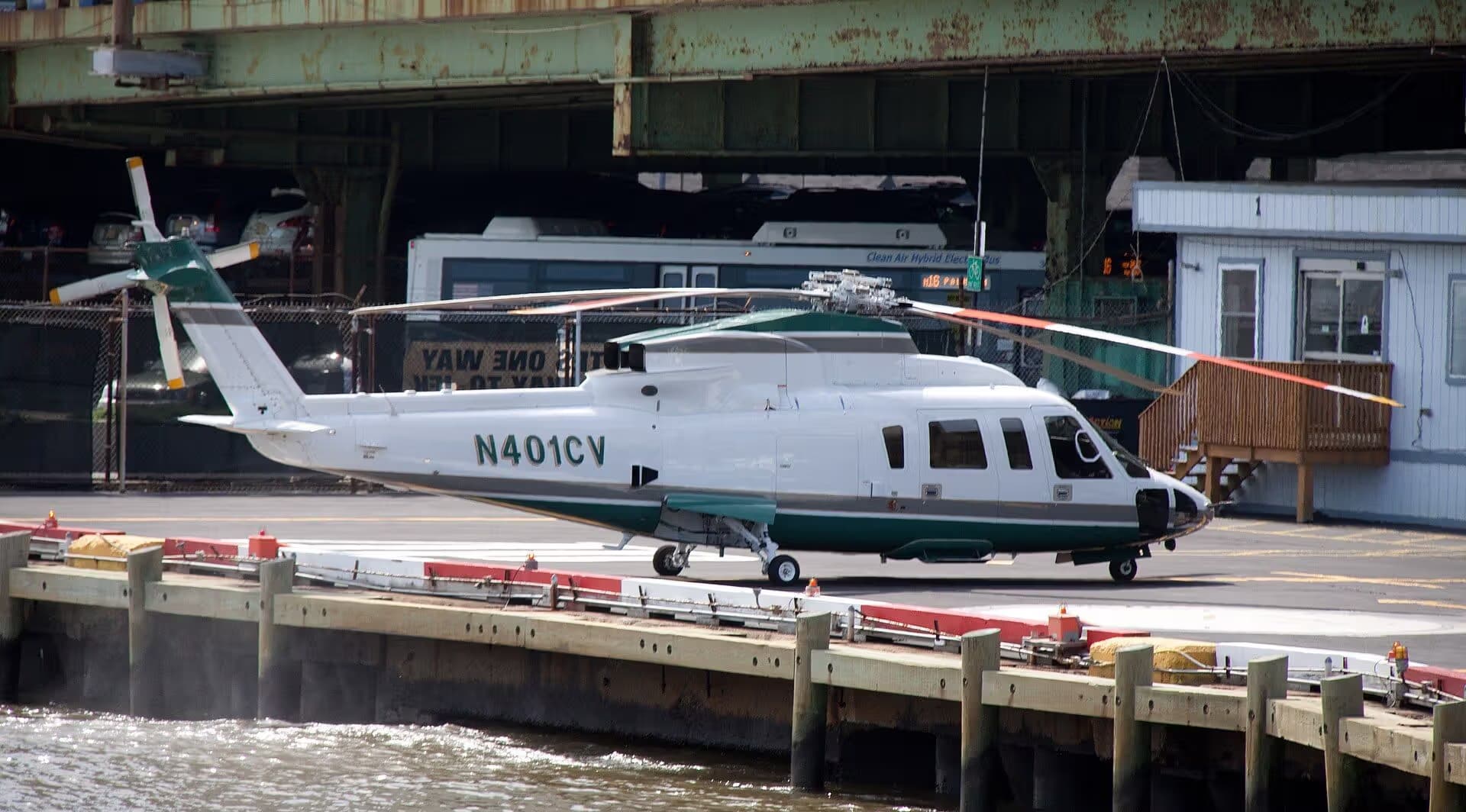 N401CV — Helicopter