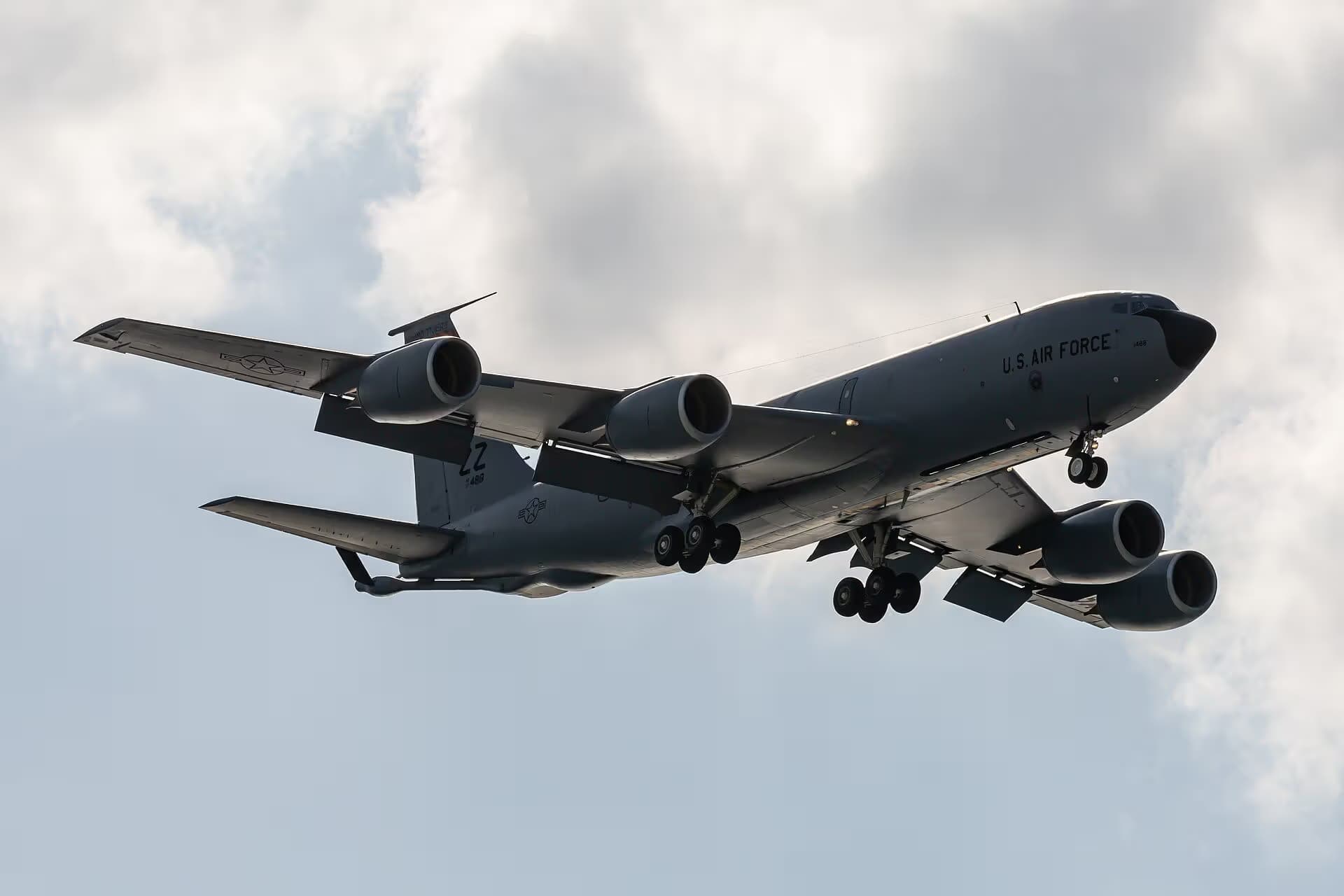 Unidentified — Aircraft