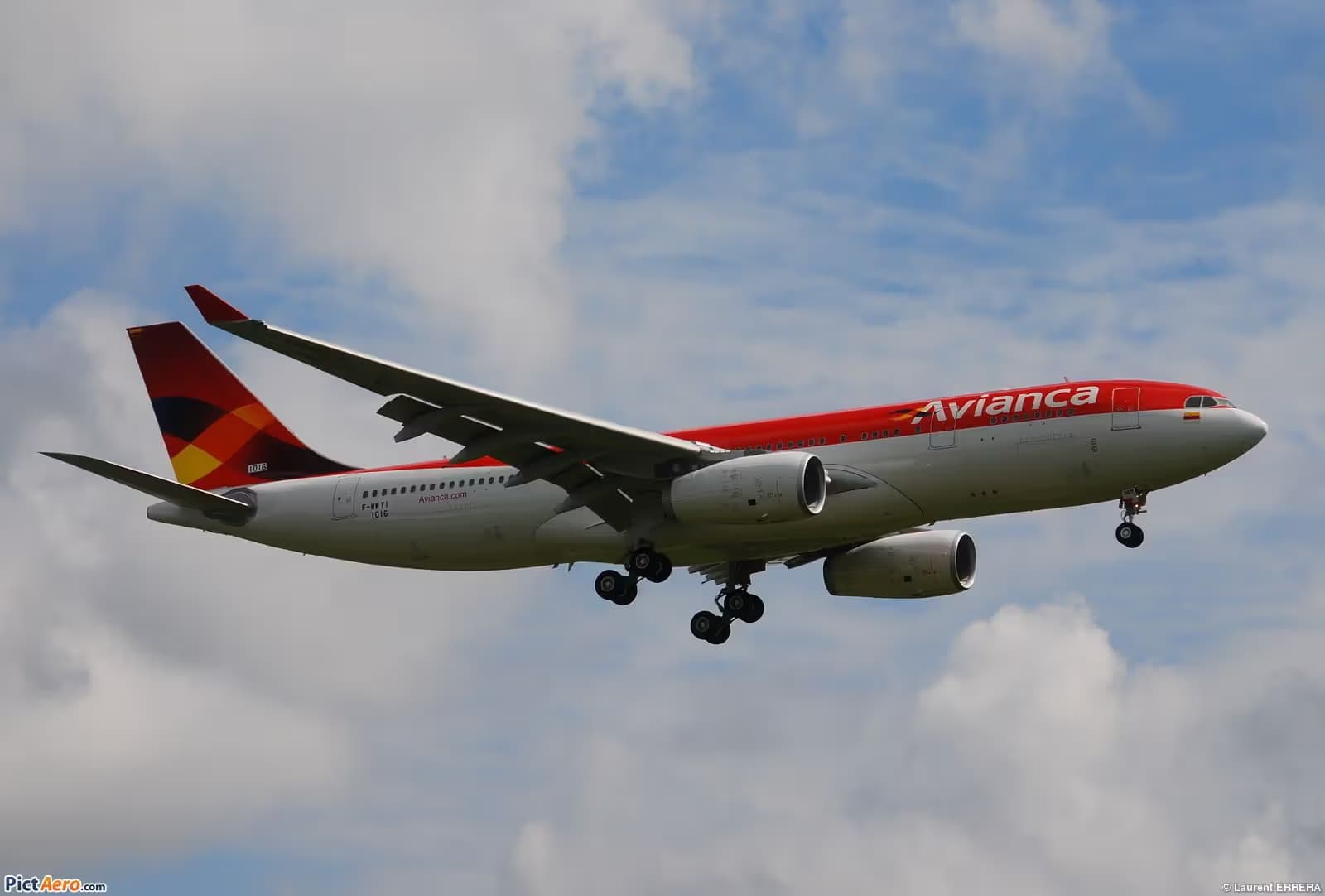 N969AV — Airbus