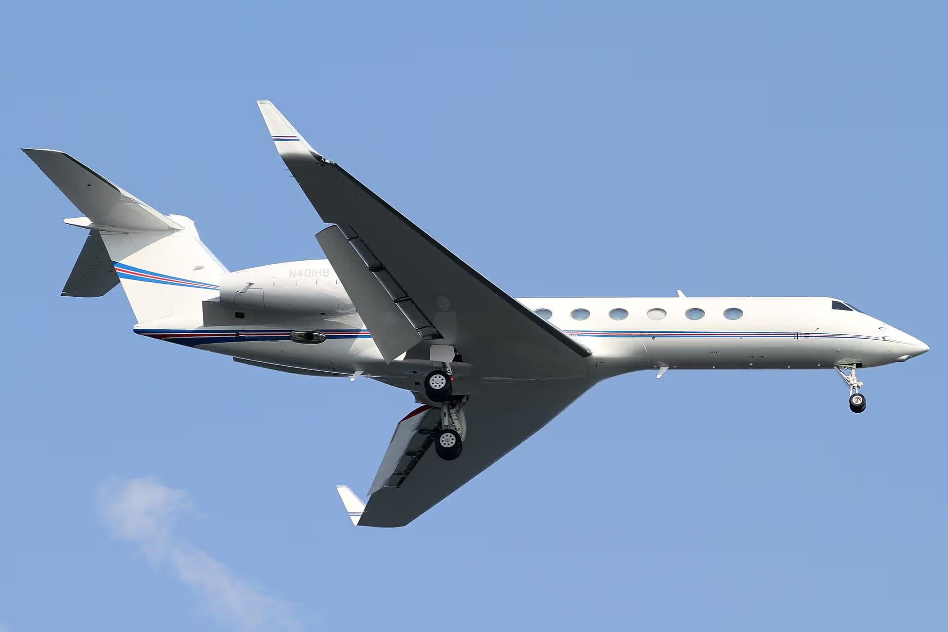 N401HB — Business jet