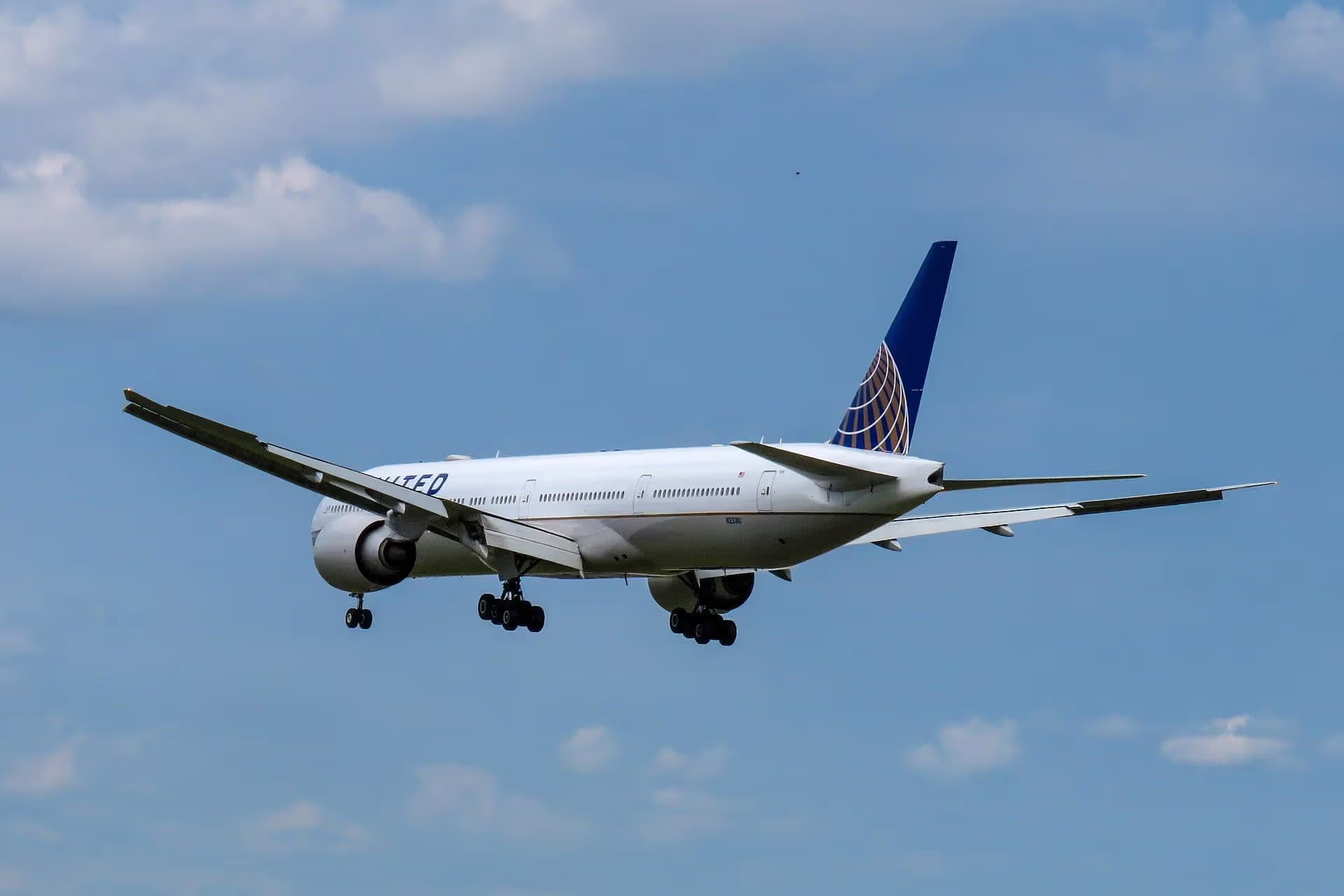 N2331U — Boeing