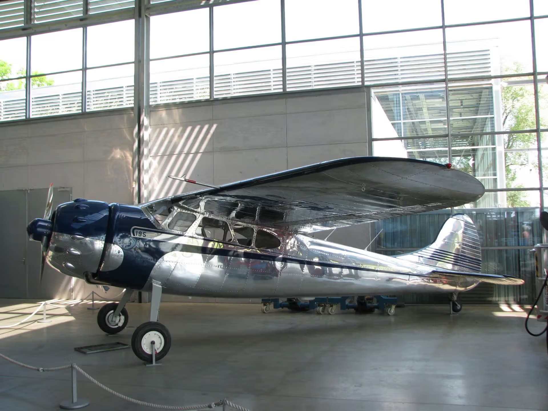 Unidentified — Single-engine aircraft