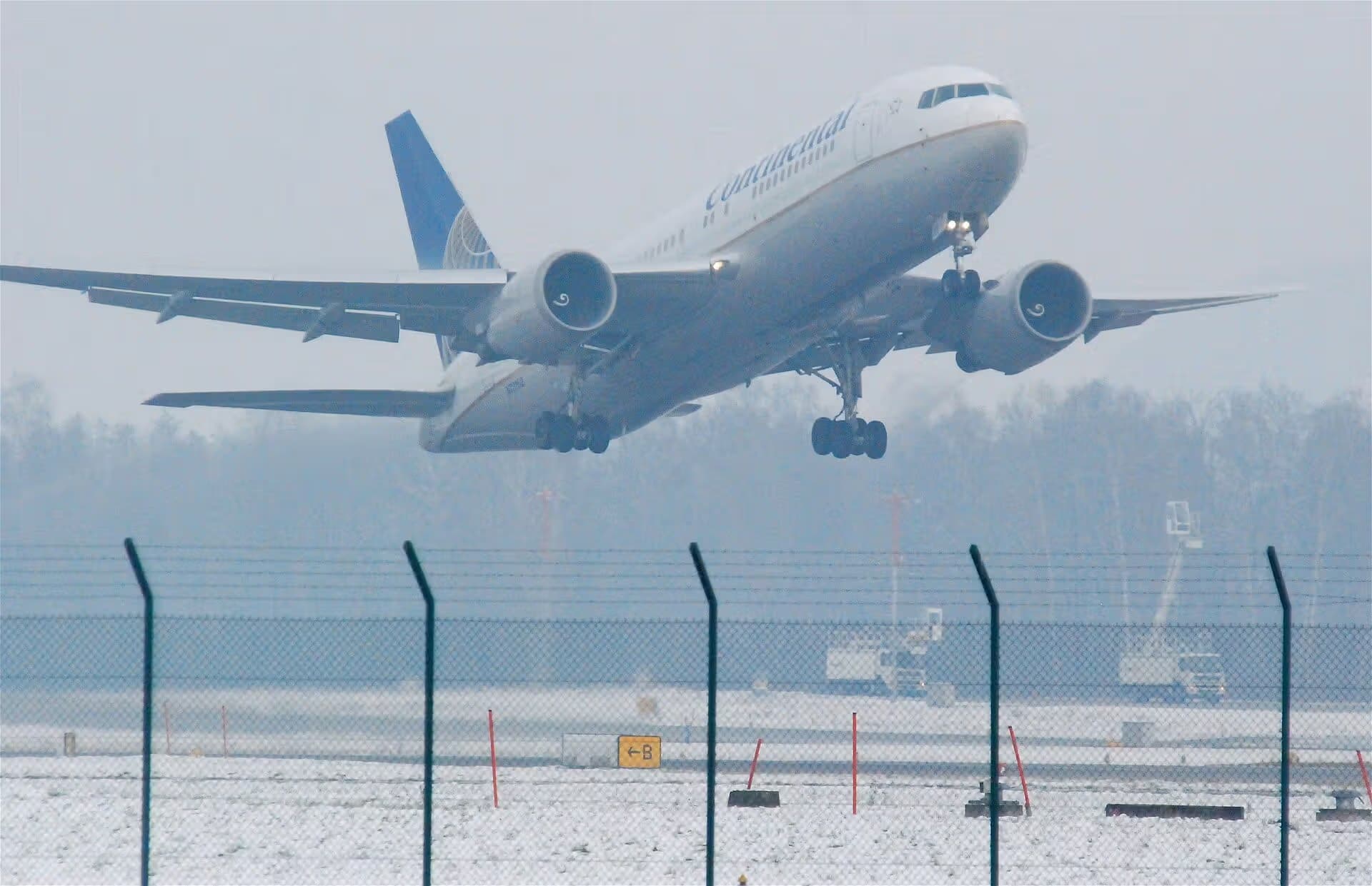 N73152 — Boeing