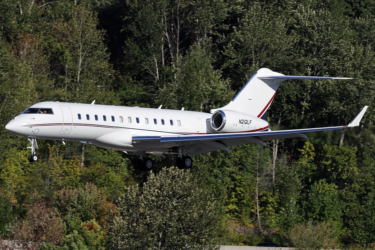 N212LF — Business jet
