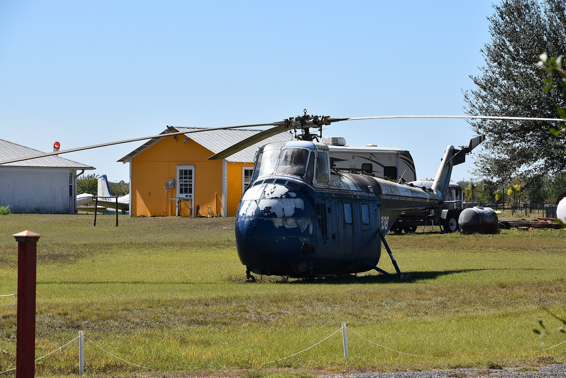 N62208 — Helicopter