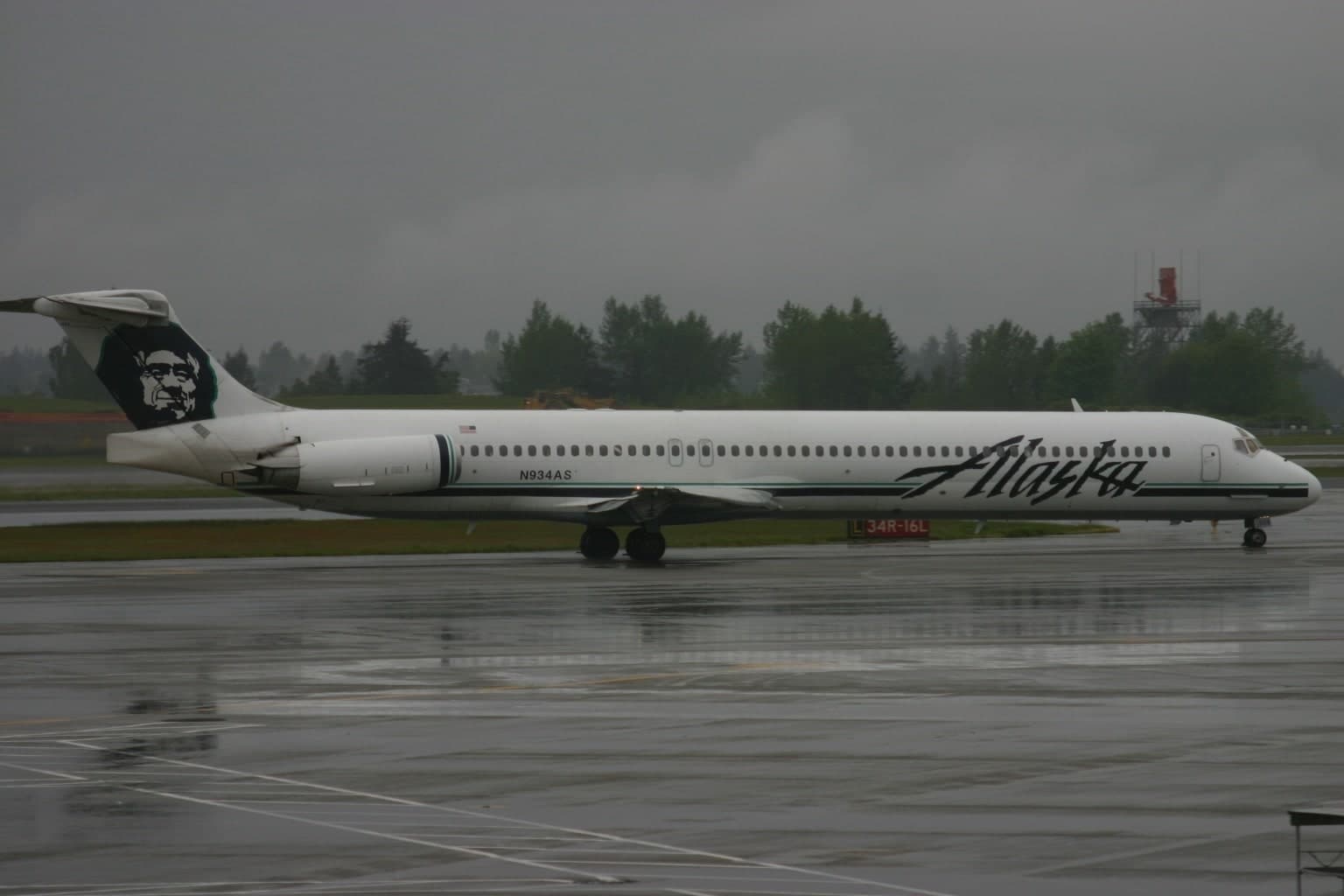 N934AS — Douglas
