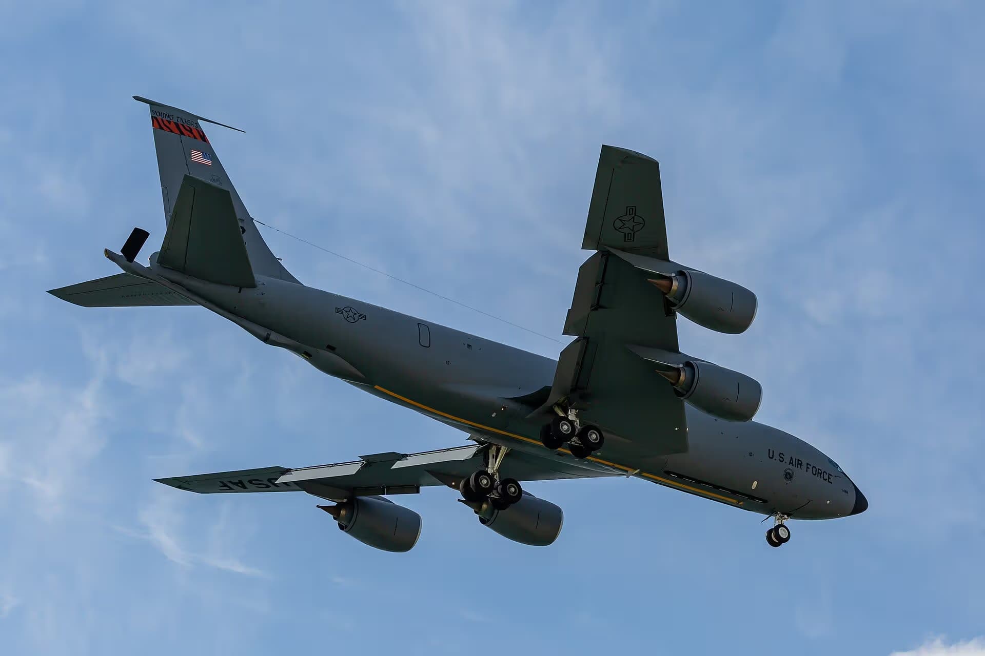 Unidentified — Aircraft