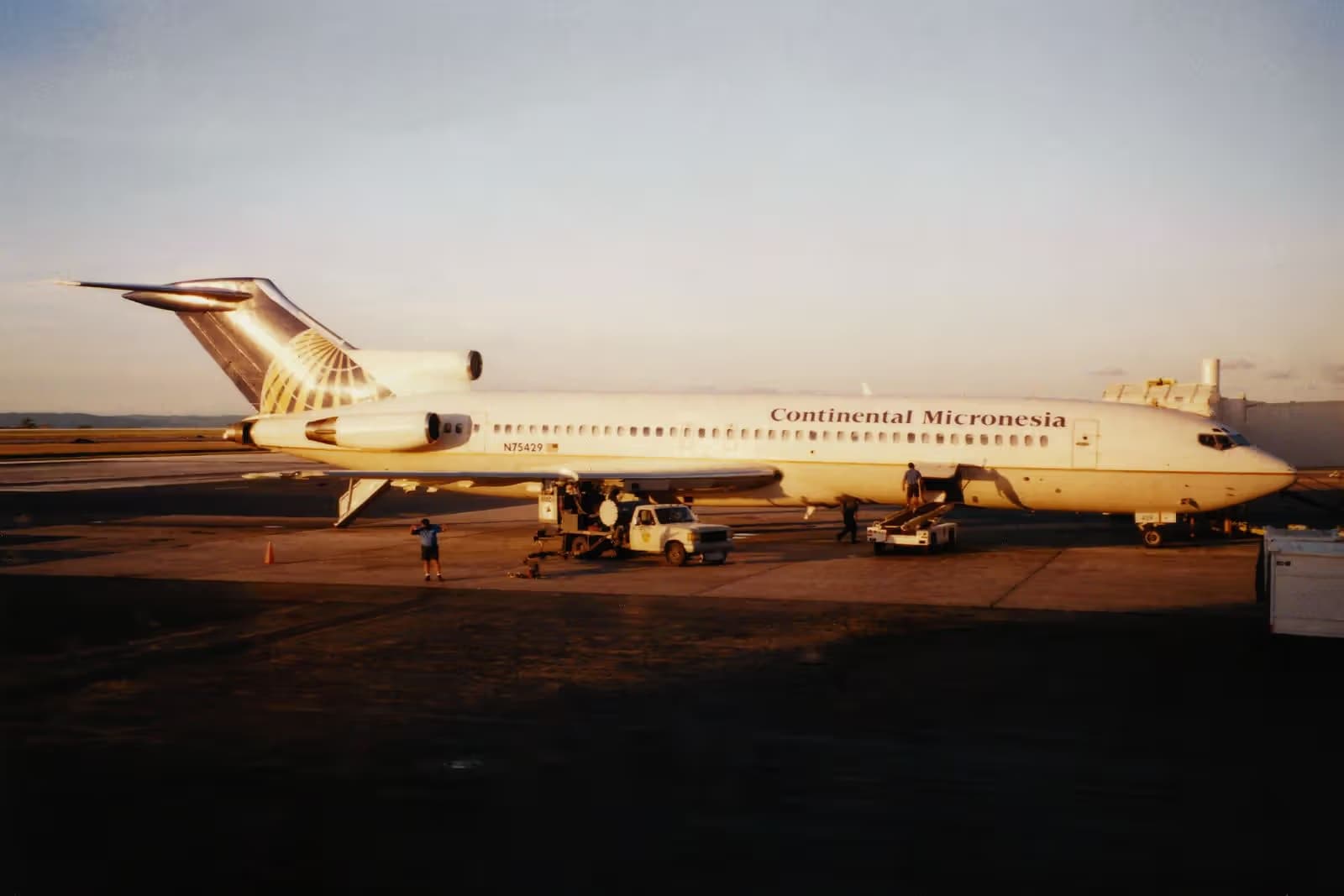 N75429 — Boeing