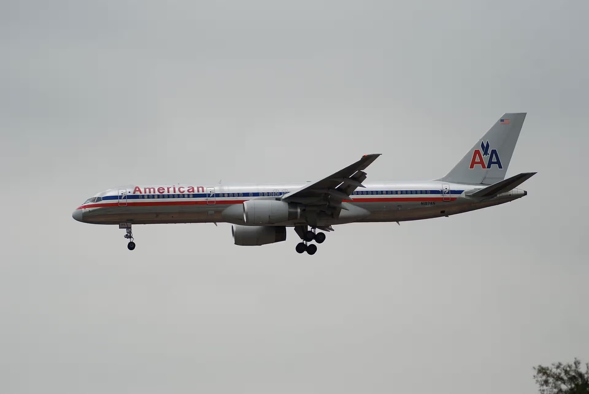 N197AN — Twin-engine aircraft