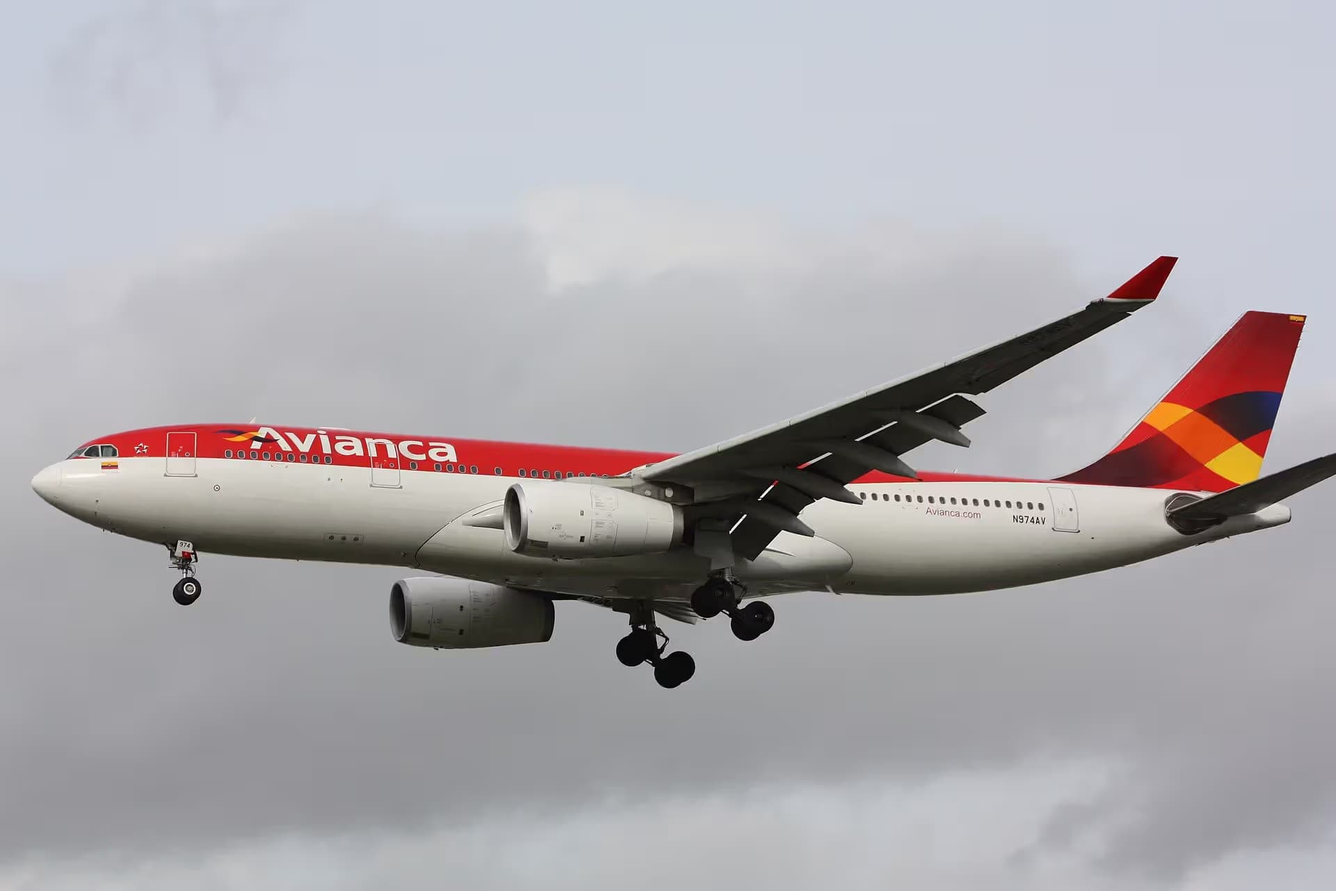 N974AV — Airbus