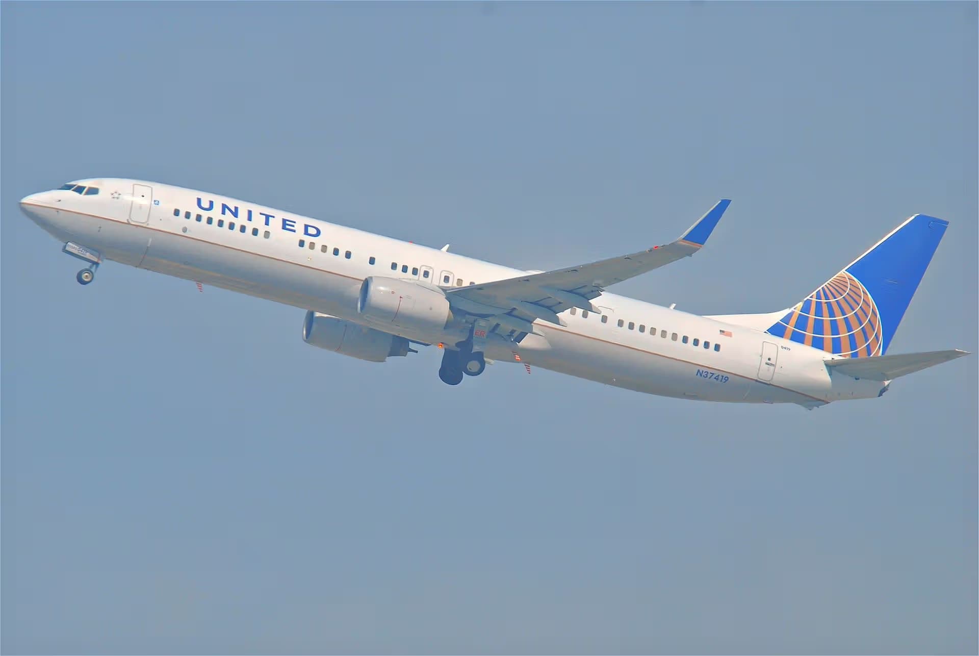 N37419 — Boeing