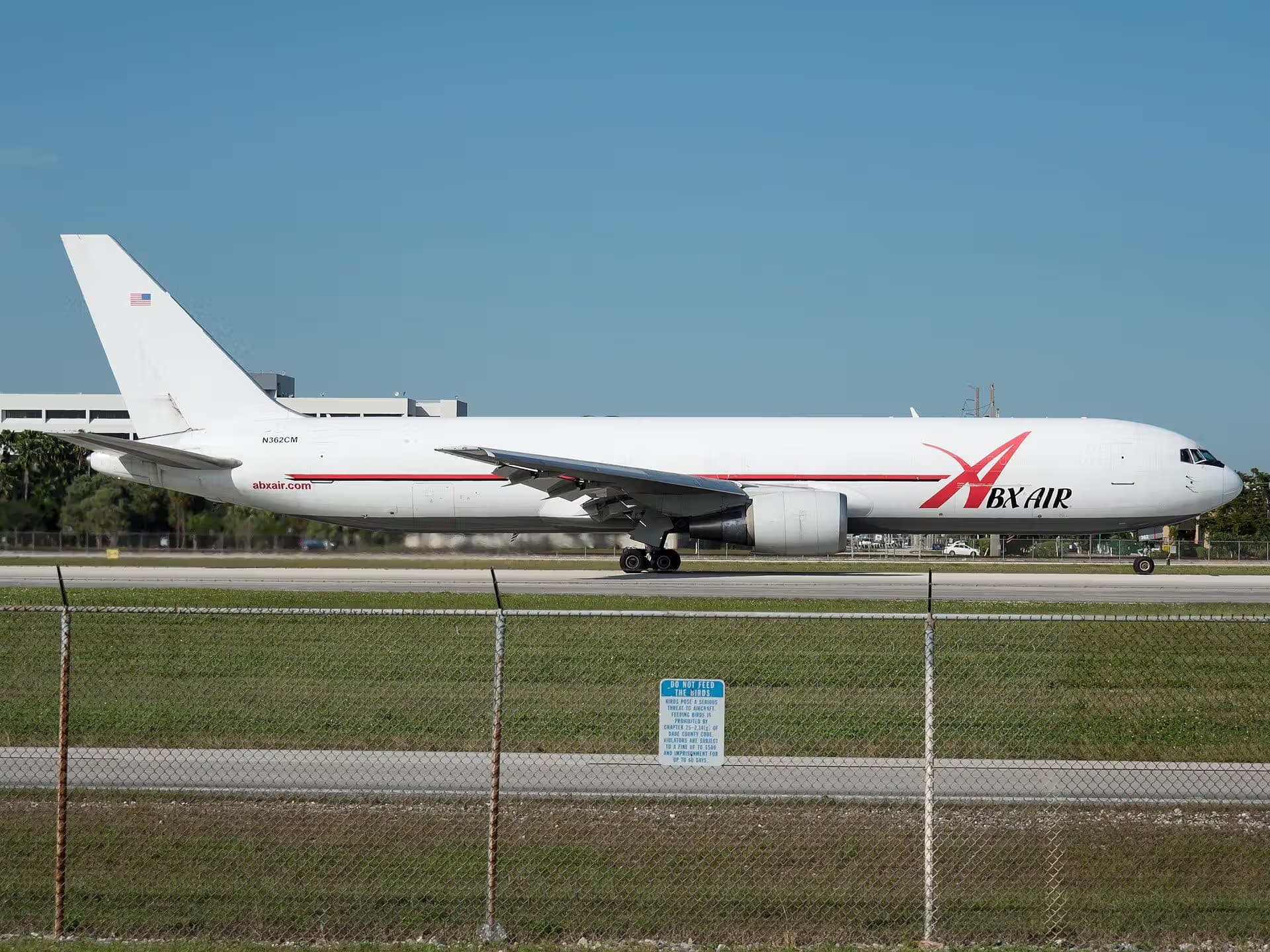 N362CM — Boeing at Miami International Airport