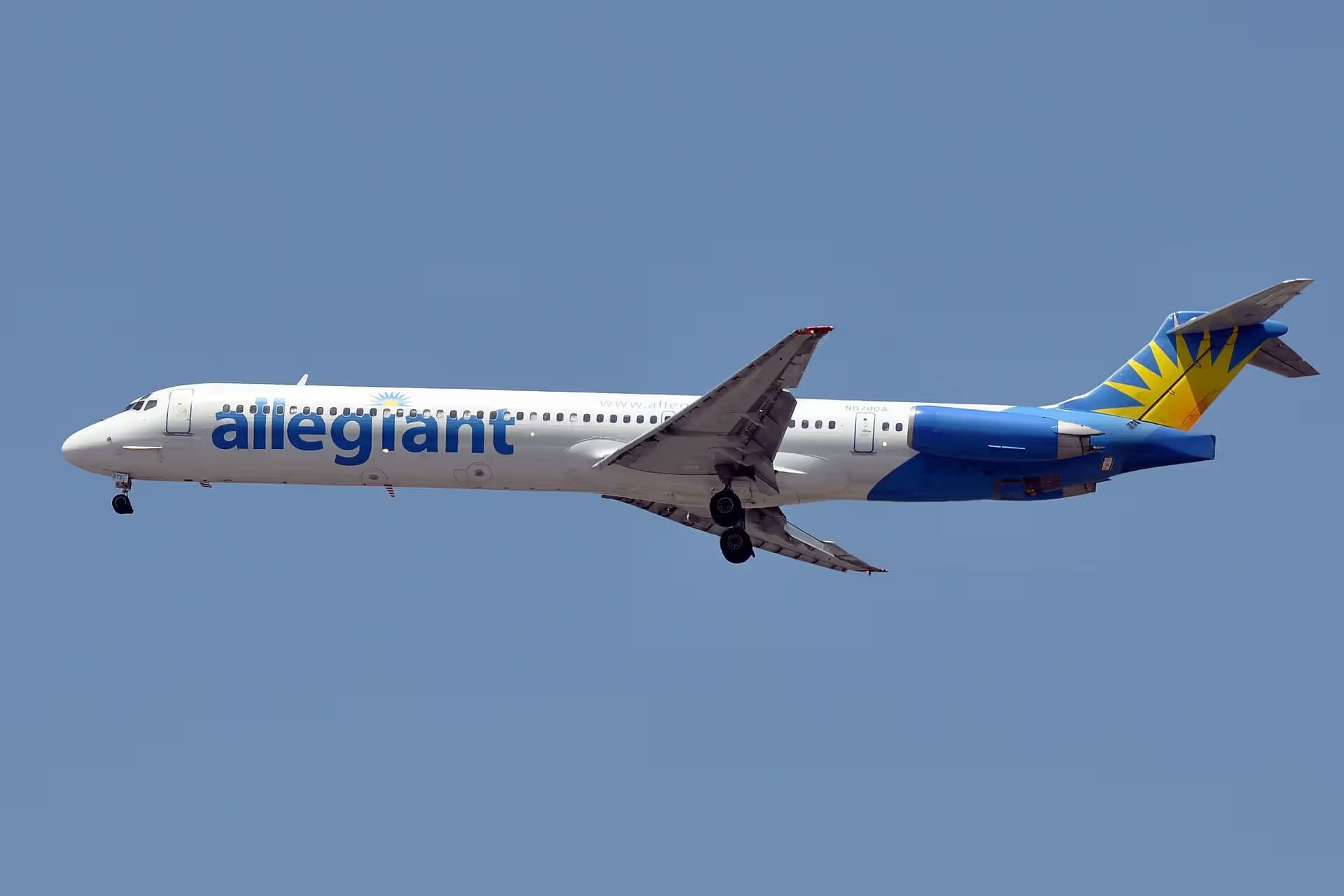 N878GA — Twin-engine aircraft