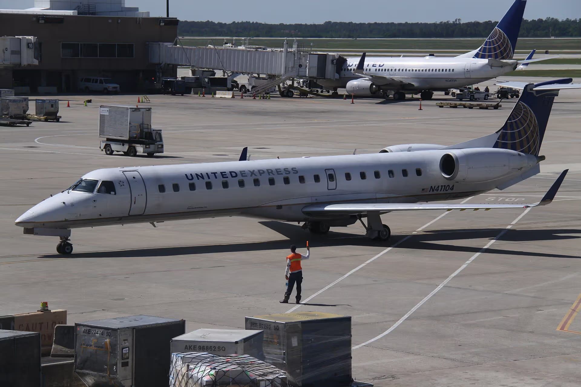N41104 — Aircraft