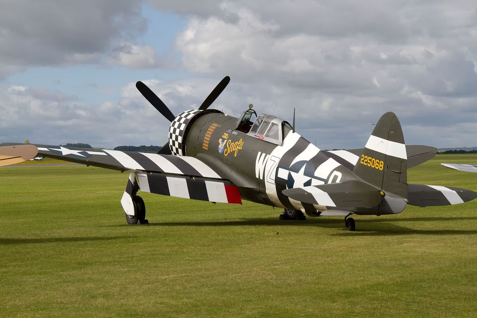 Unidentified — Warbird