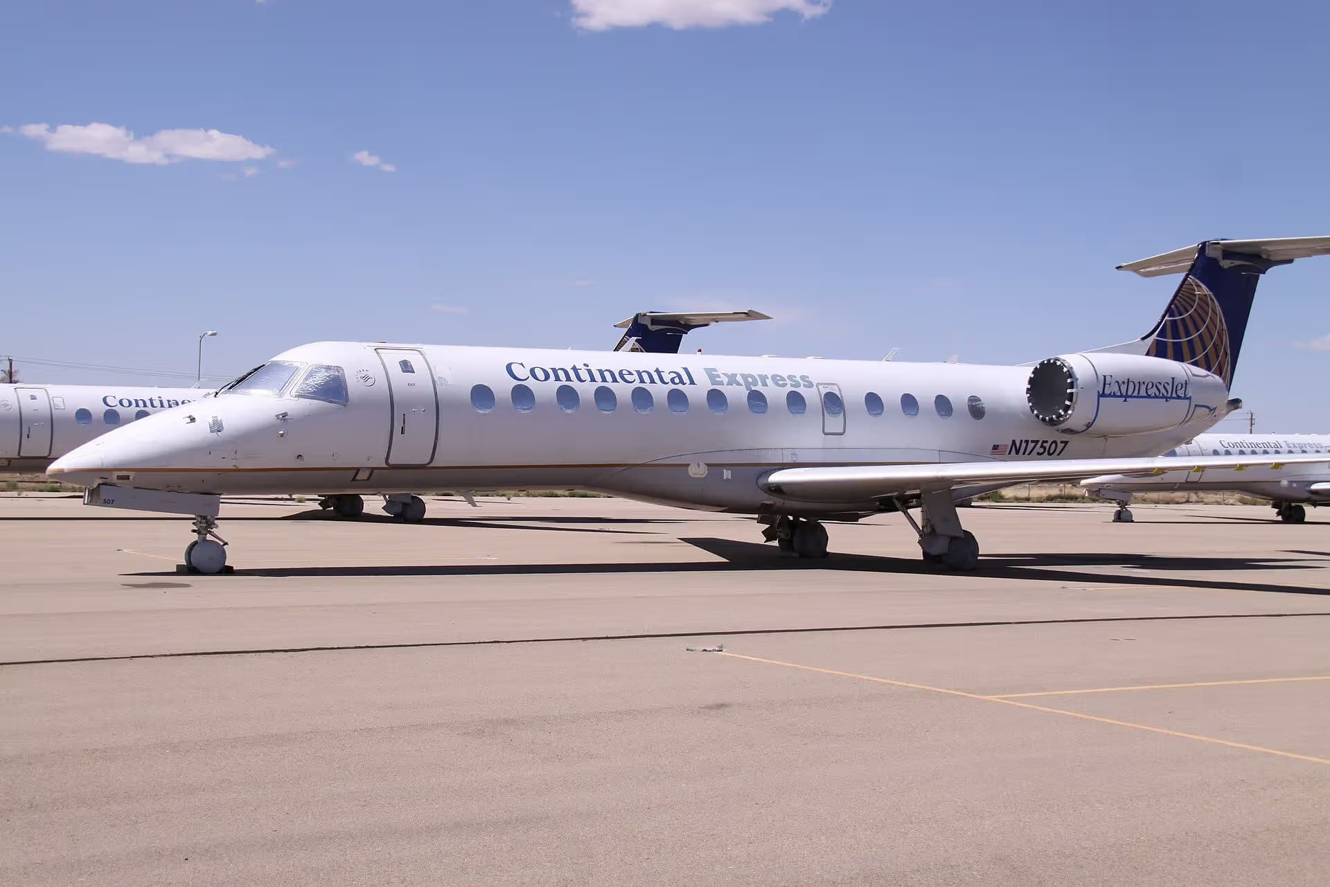 N17507 — Aircraft